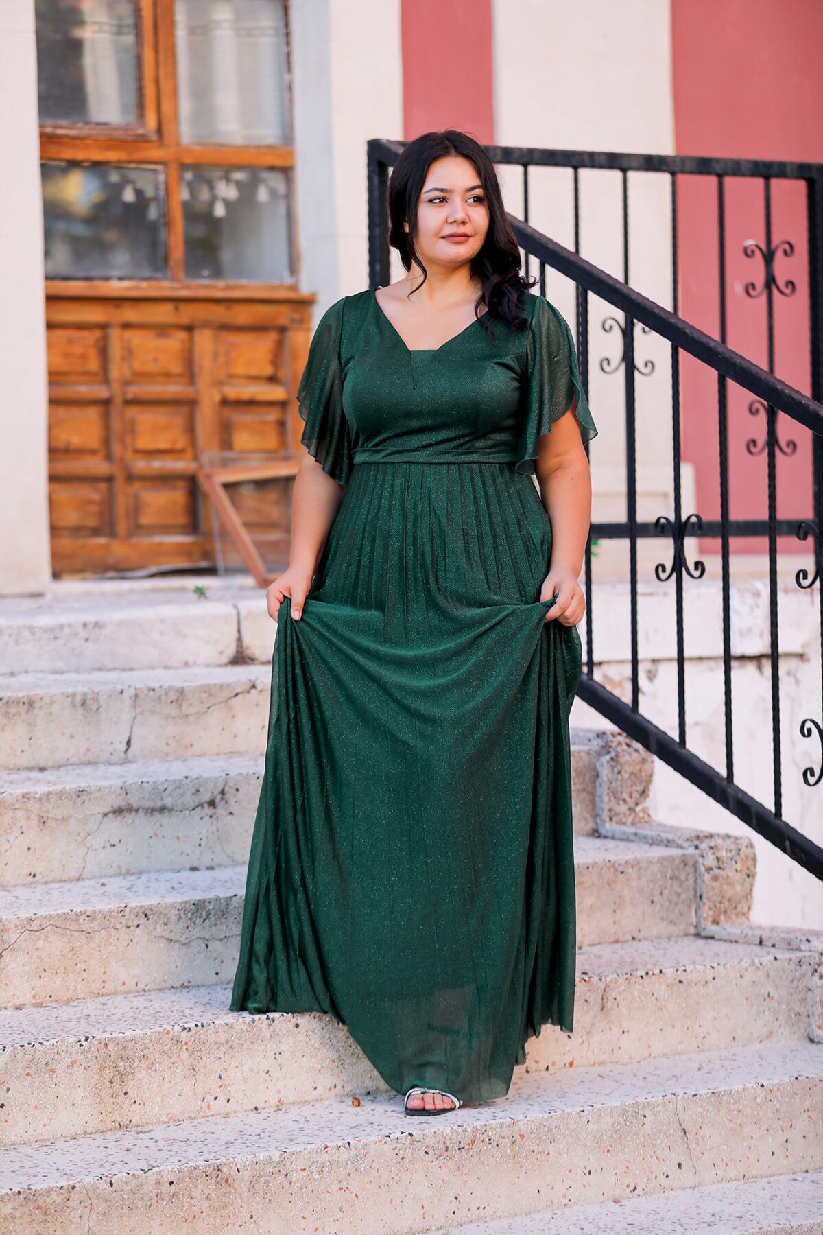 Plus‑Size Glitter Evening Dress — Emerald