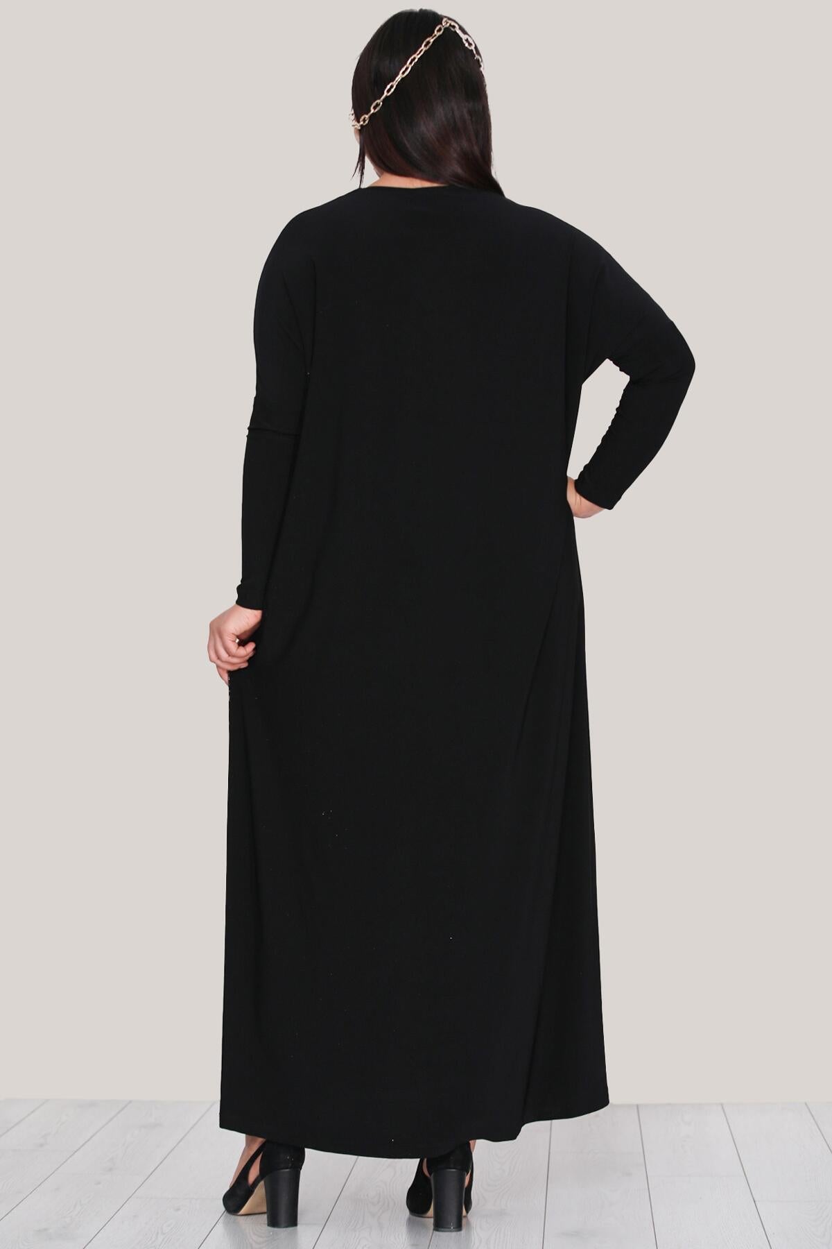 Plus - Size Maxi Dress — Black