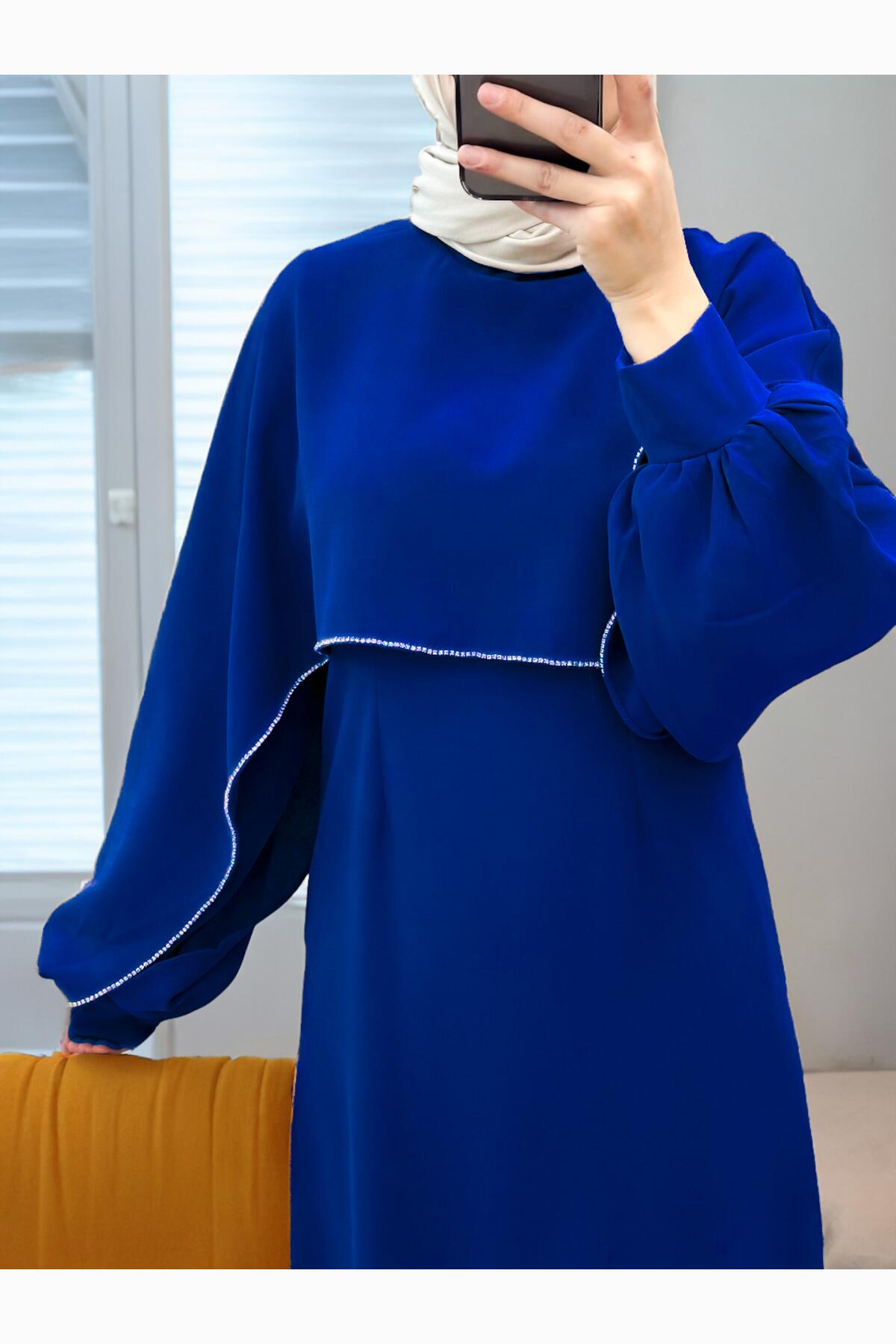 Langes Crêpe-Kleid — Königsblau