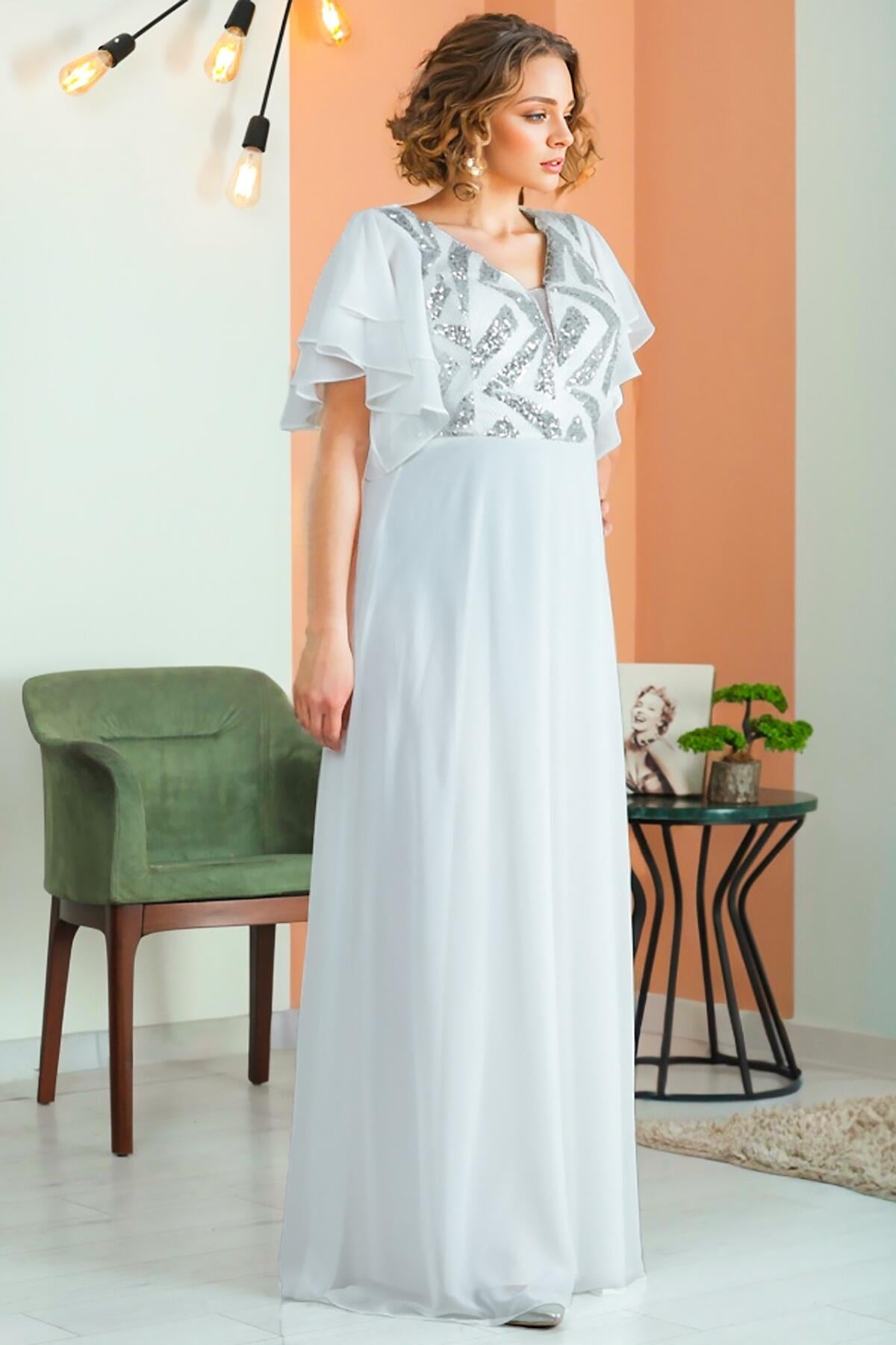 Plus - Size Sequin - Embellished Chiffon Evening Dress — Off - White
