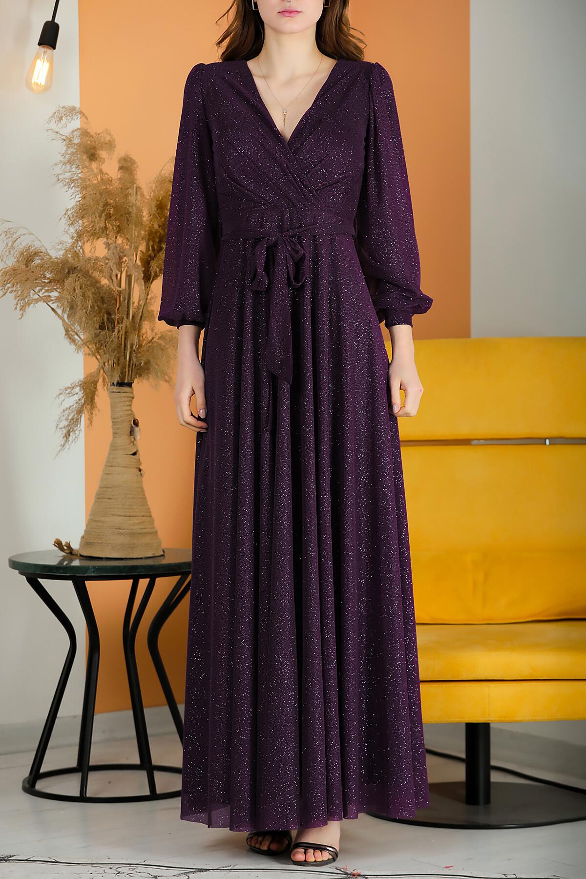 Glitzerndes Abendkleid mit V-Ausschnitt und Gürtel — Dunkelviolett