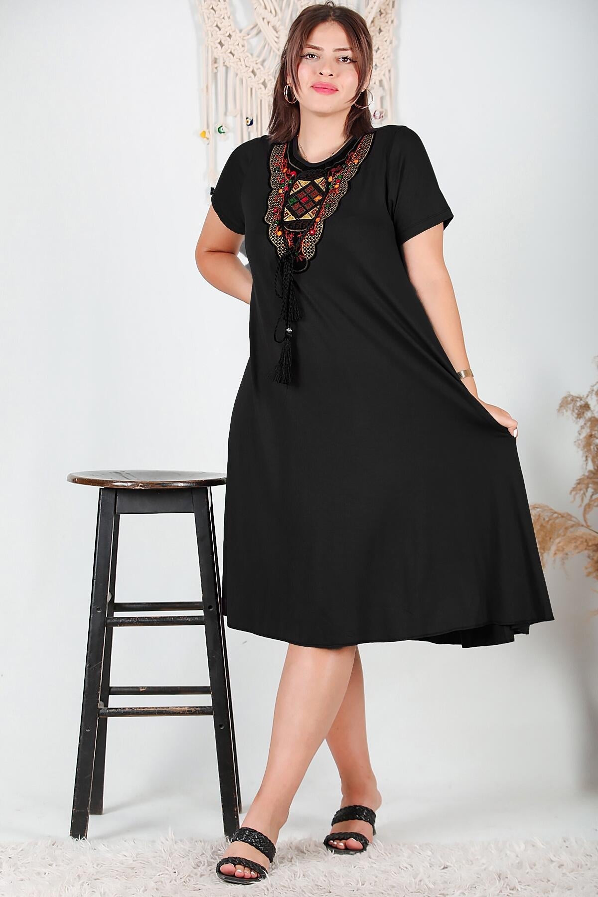 Plus - Size Authentic - Collar Dress — Black