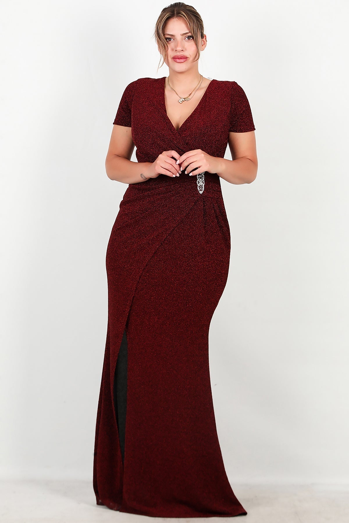 Glitzerndes Abendkleid in großen Größen mit Perlenstickerei an der Taille – Burgunderrot
