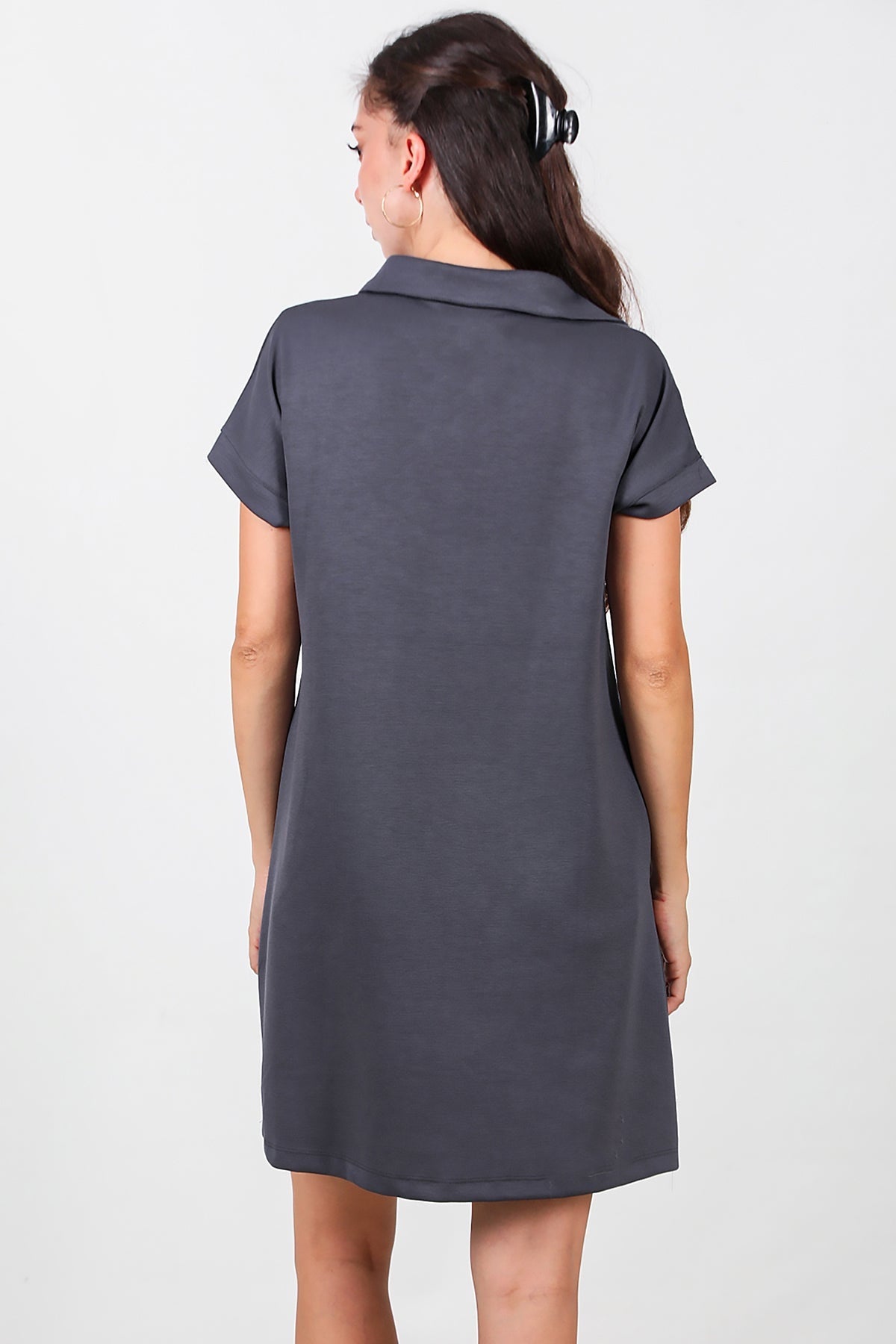 Kurzes Kleid mit Kragen – Anthrazit