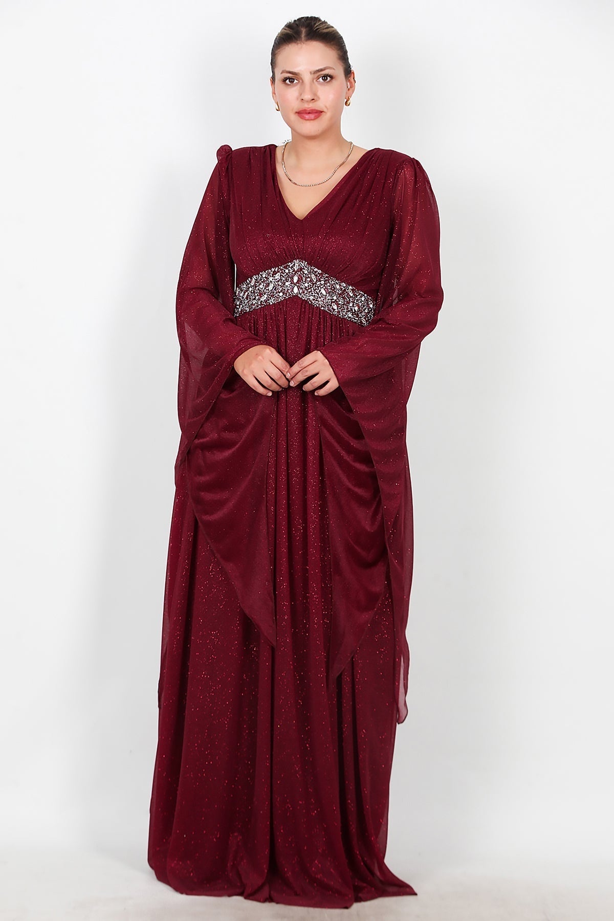 Abendkleid aus glitzerndem Stoff in großen Größen mit Taillenverzierung — Burgund