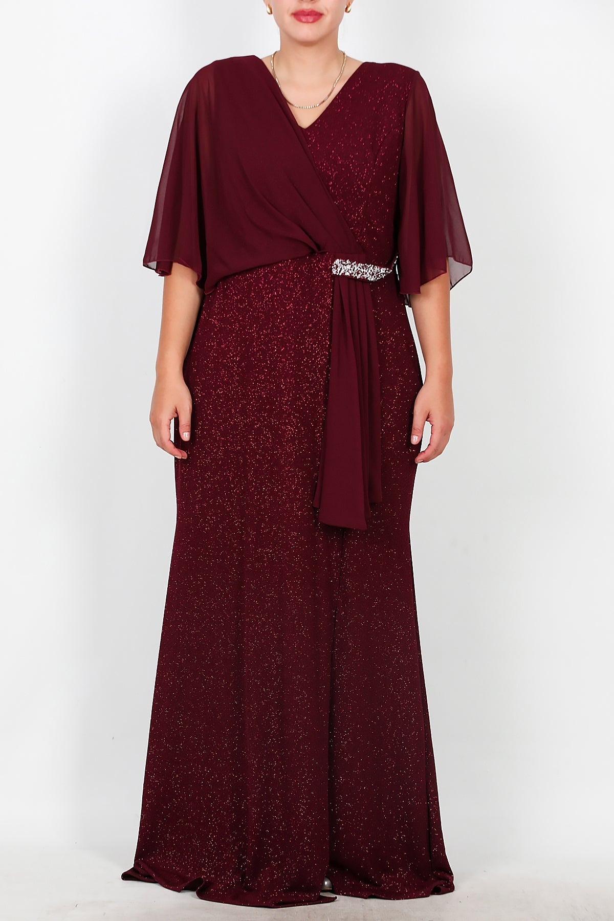 Großes langes Abendkleid mit Chiffon-Oberteil und Taillen-Stein-Detail – Burgund