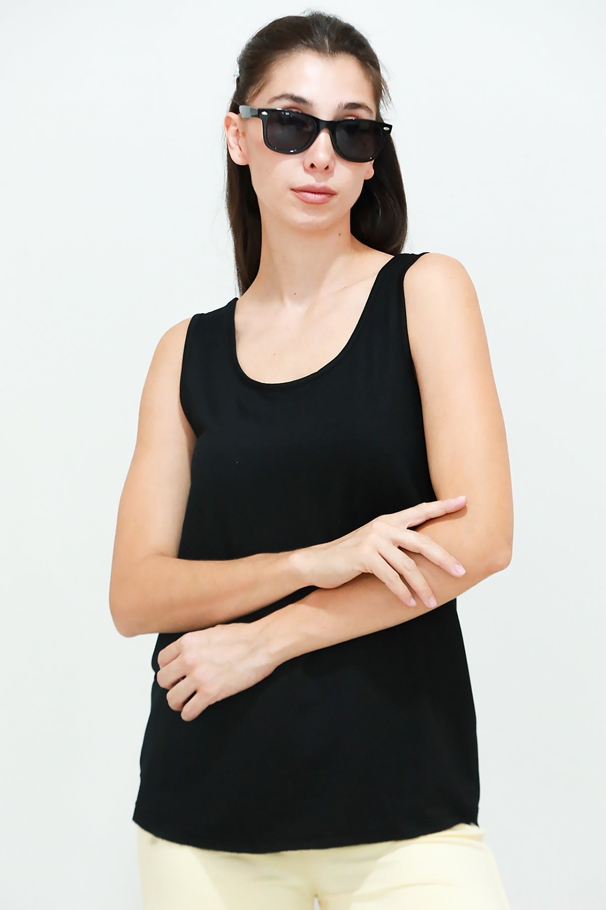 Thick - Strap T - Shirt — Black