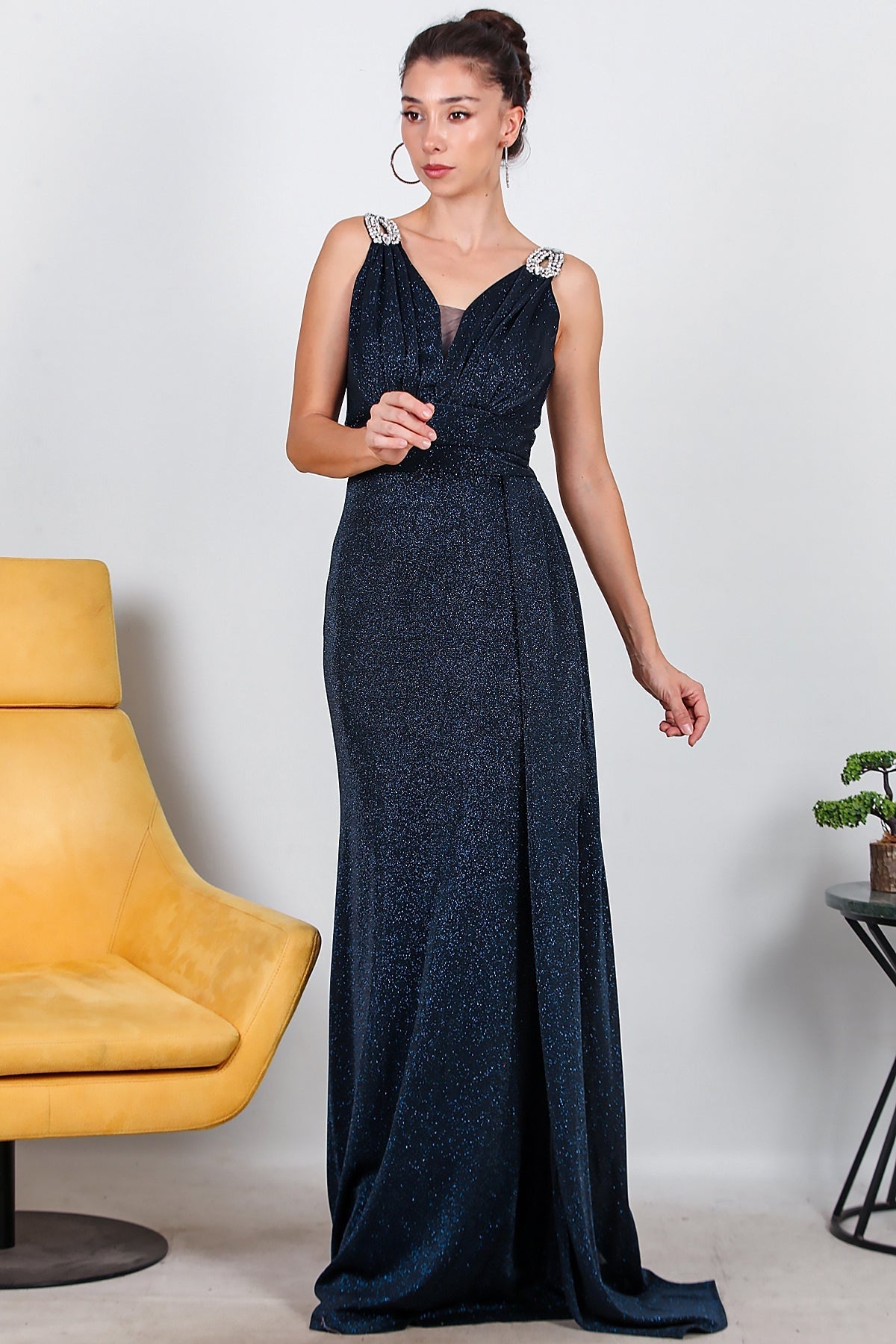 Funkelndes Maxi-Abendkleid mit Schulterdetails – Marineblau