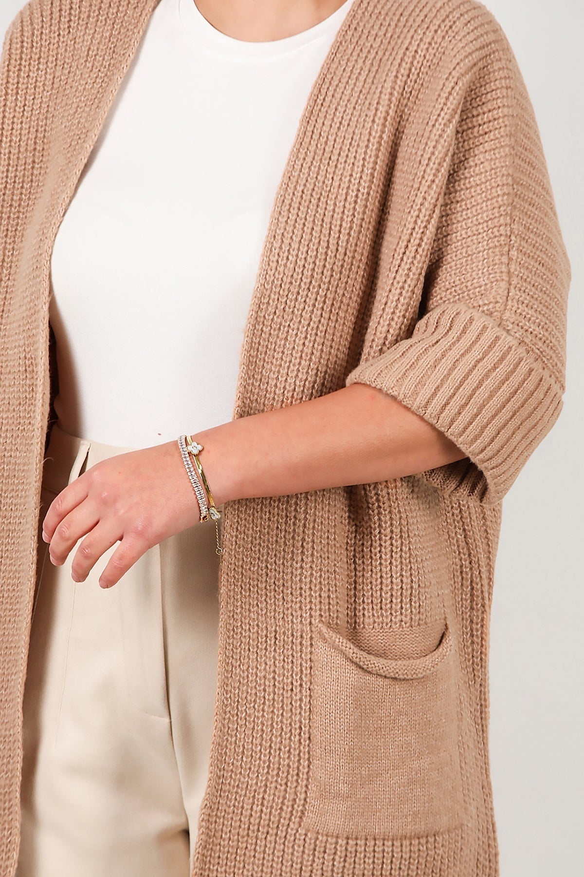 Plus - Size Pocket Cardigan — Beige