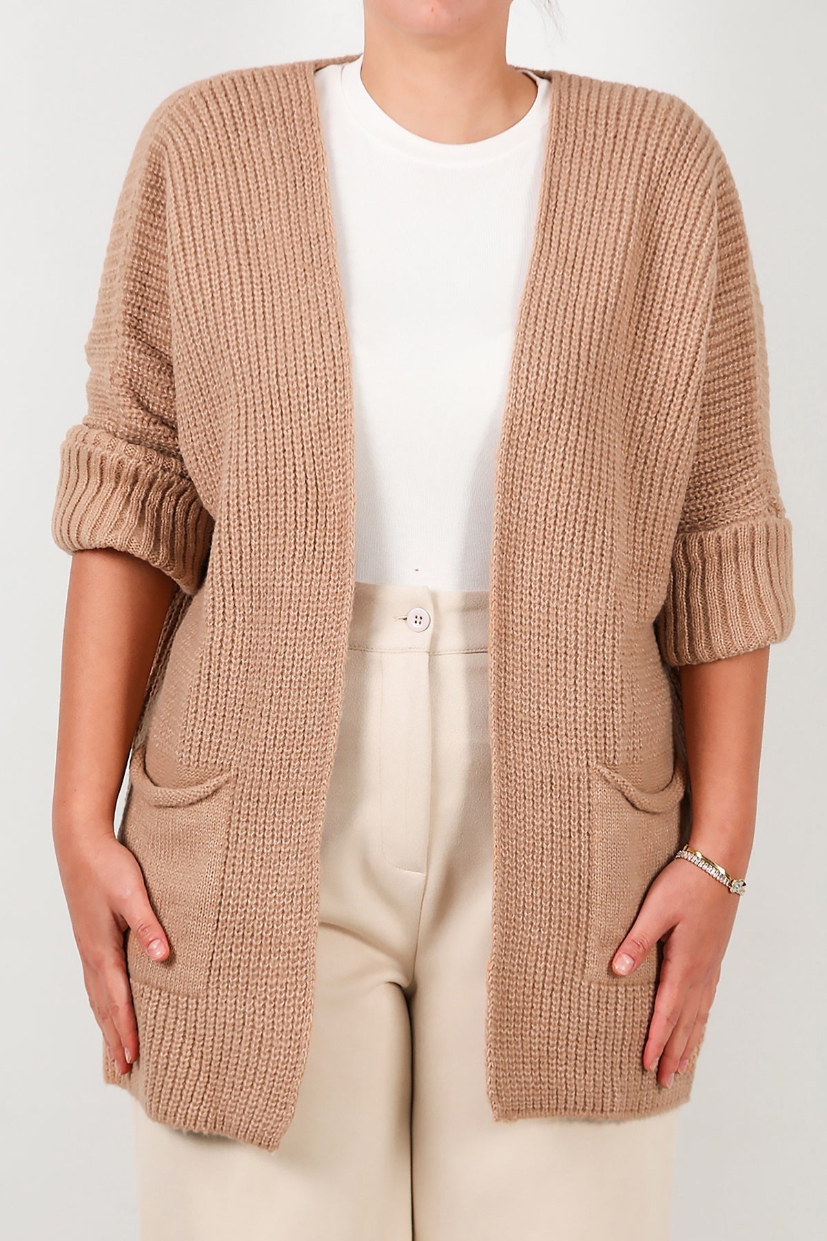 Plus - Size Pocket Cardigan — Beige