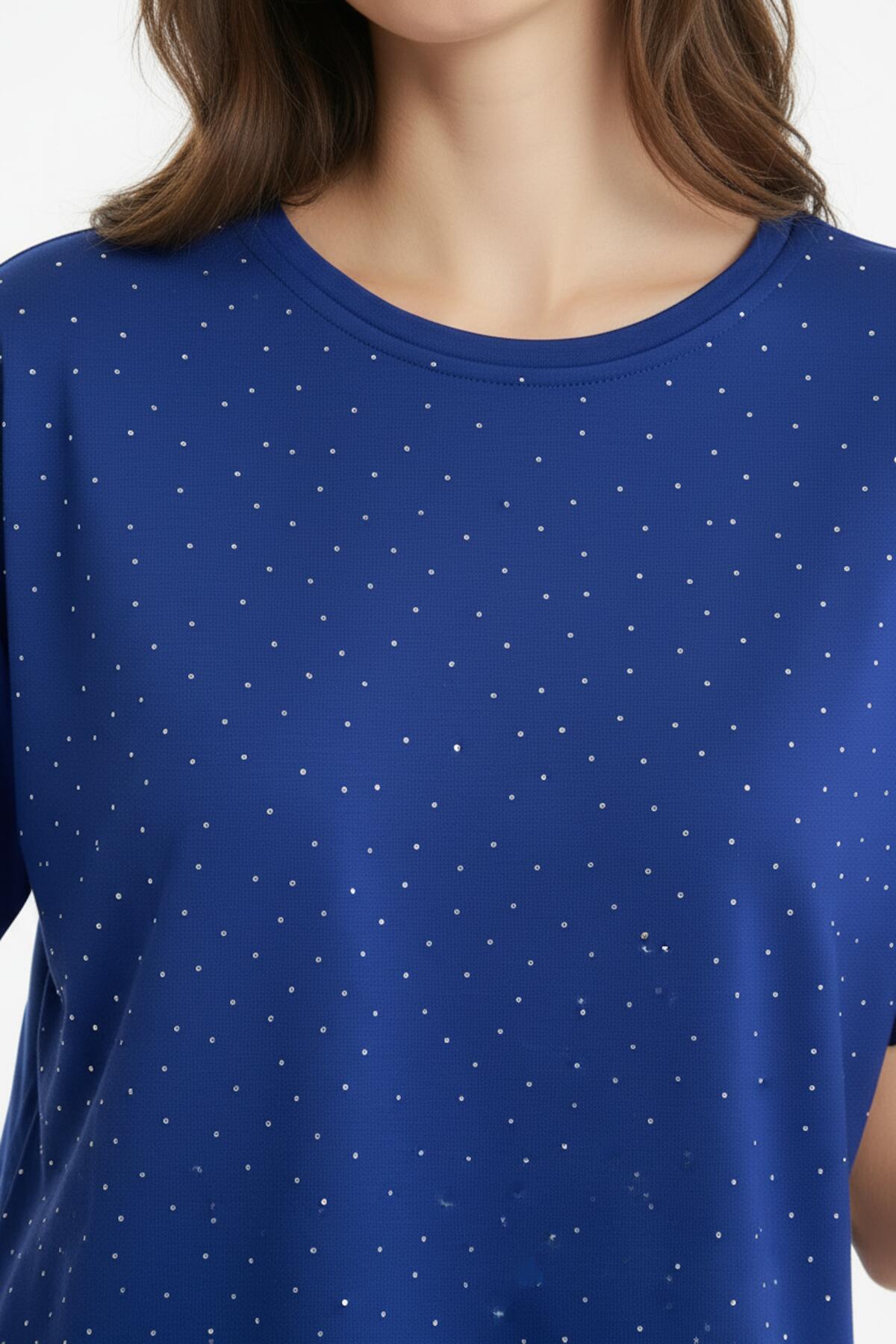 Damen T‑Shirt mit abgerundetem Saum und Steinbesatz – Marineblau
