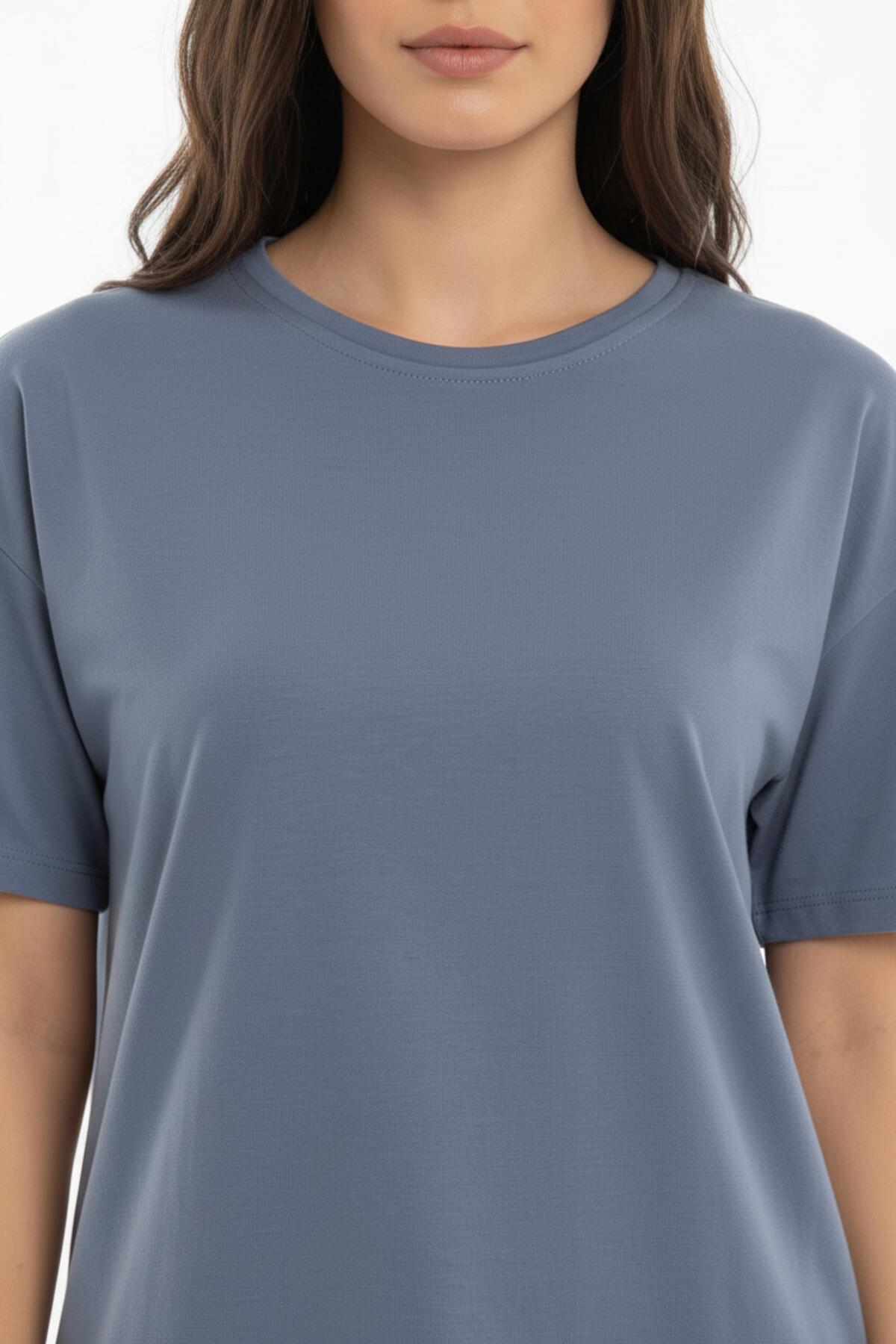 T-Shirt mit zwei Stofflagen und ovalem Saum – Anthrazit