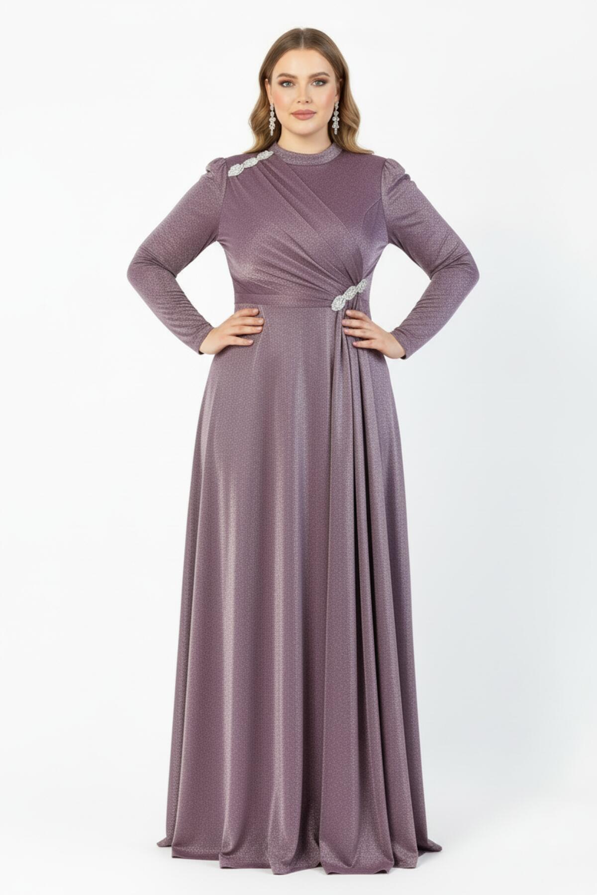 Plus - Size Evening Dress With Waist And Shoulder Details — Powder Pink