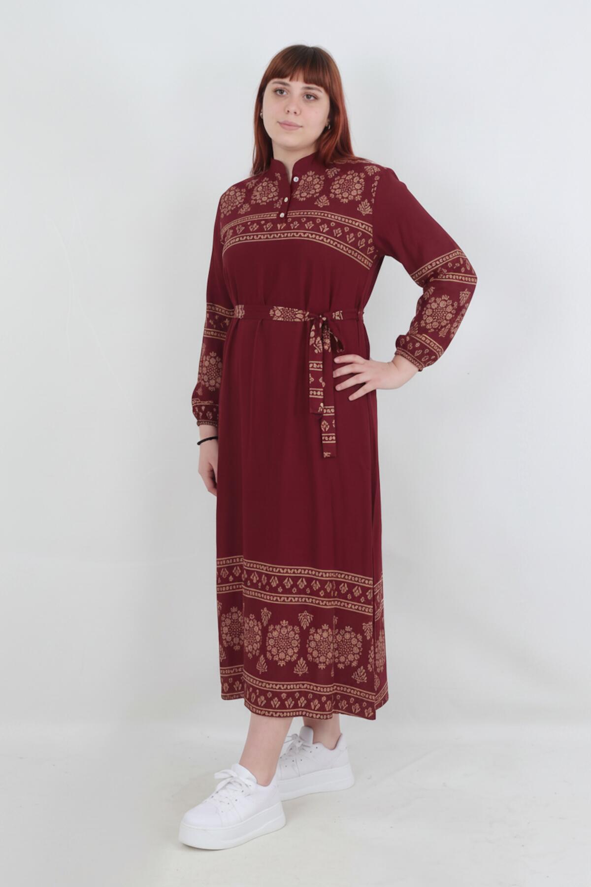 Große Größen Webkleid — Burgunder Muster