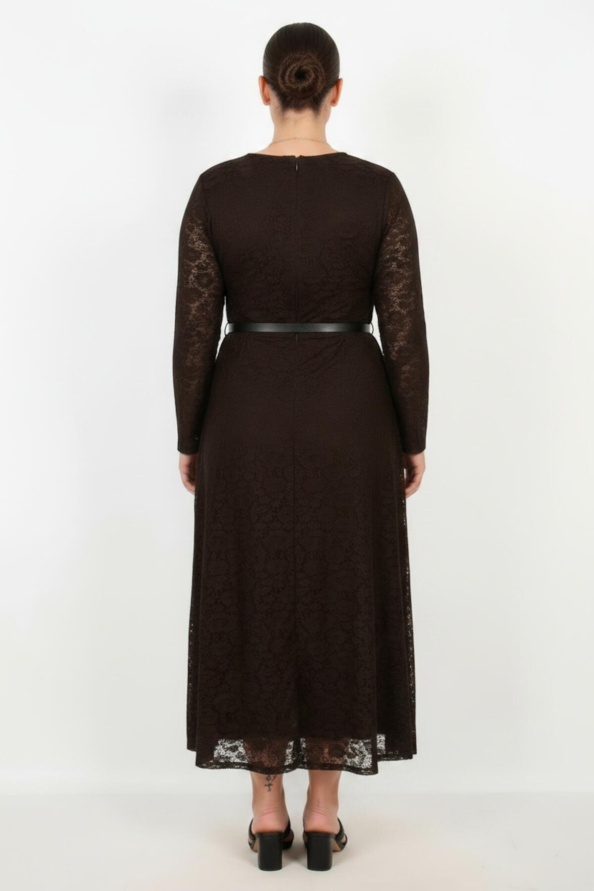 Braunes Spitzen-Langarmkleid – Große Größen