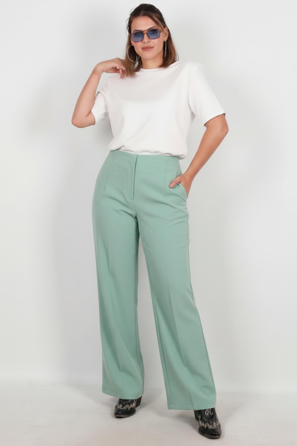 Plus - Size Wide - Leg Trousers — Mint
