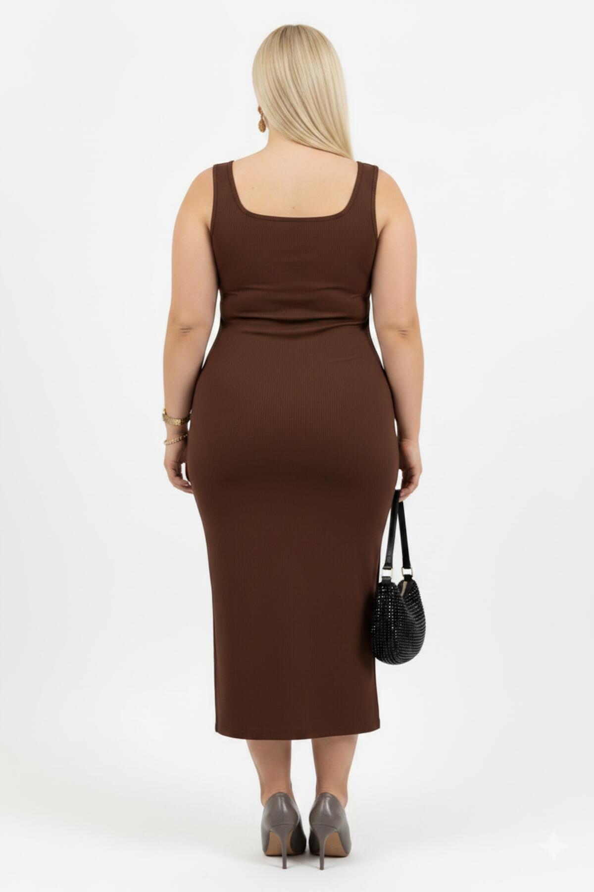 Ärmelloses Plus-Size-Kleid mit eckigem Ausschnitt – Braun