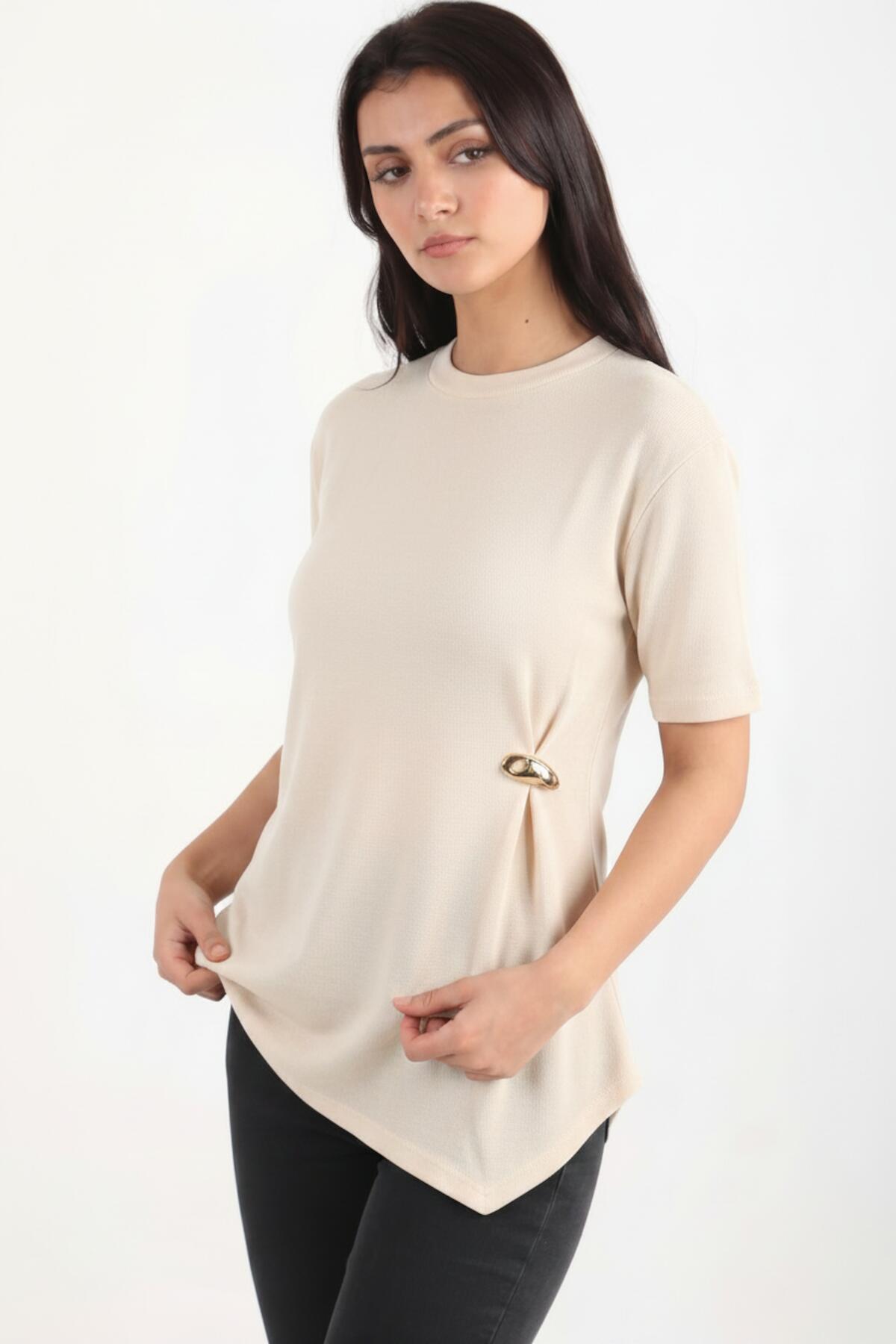 Blouse With Accessory Detail — Off‑White