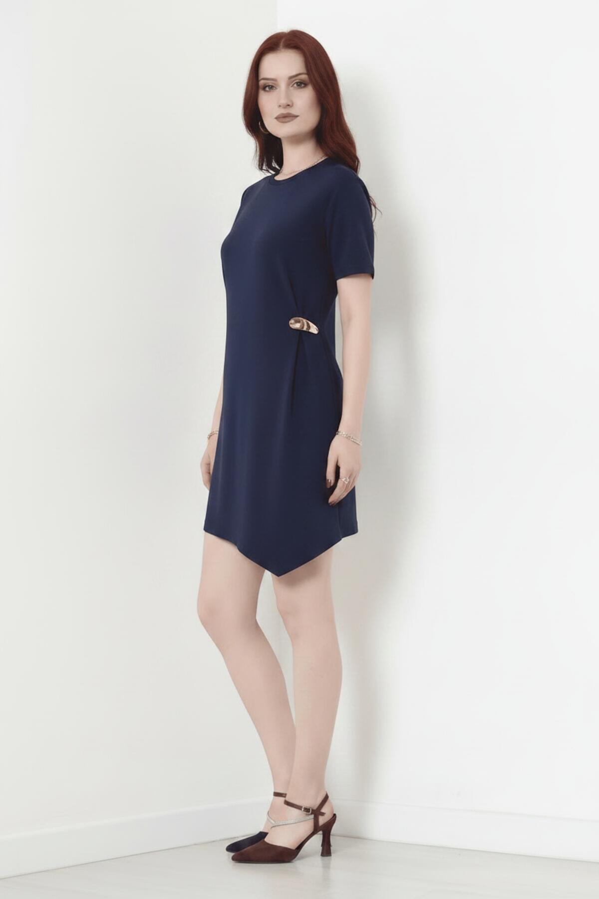 Accessory - Detailliertes kurzärmeliges Kleid - Navy
