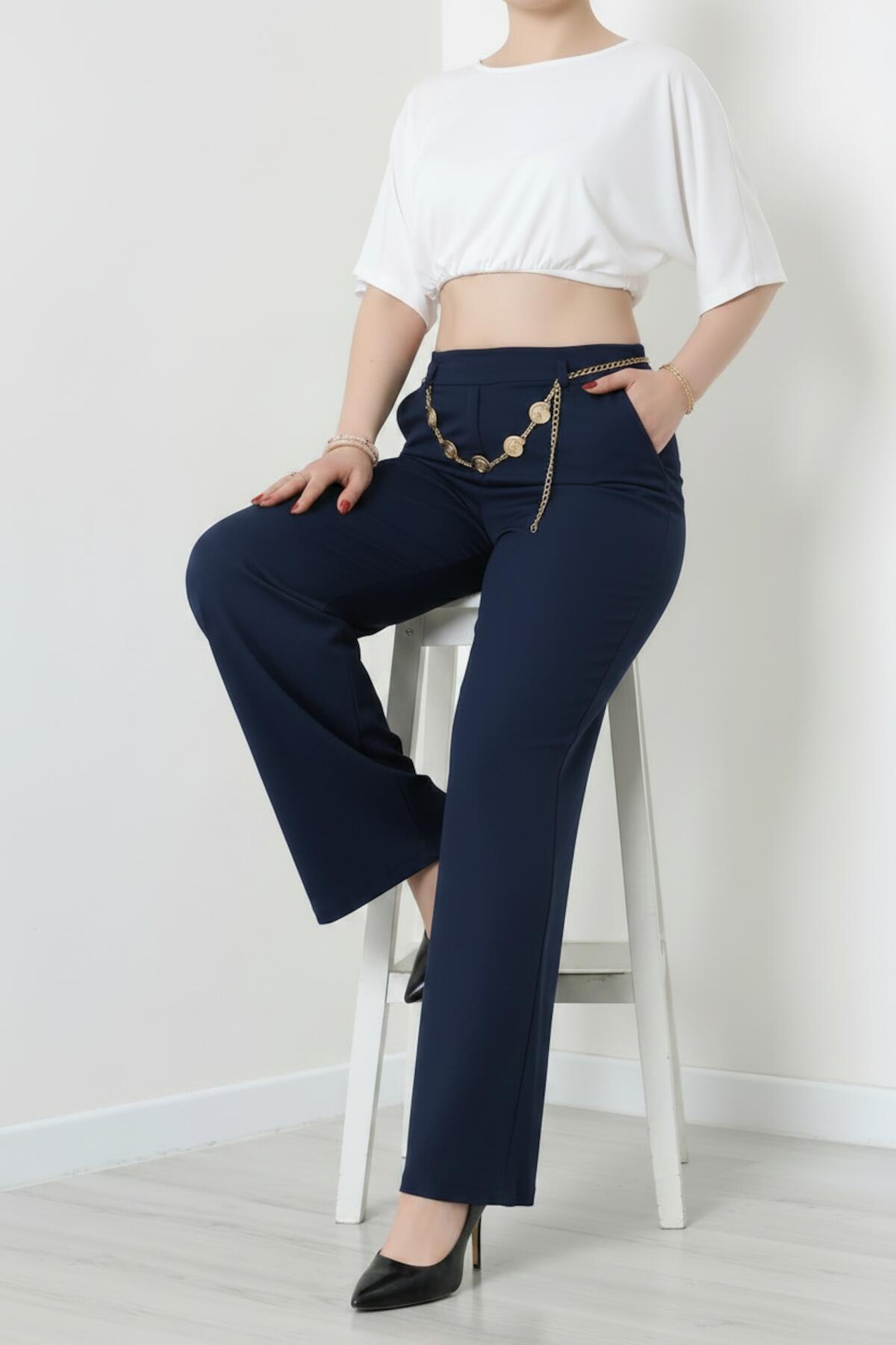 Gürtel - Detaillierte weite Hose - Marineblau