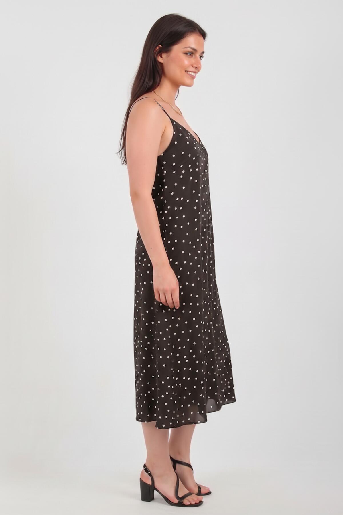 Gepunktetes Kleid mit Bindeträgern — Braun