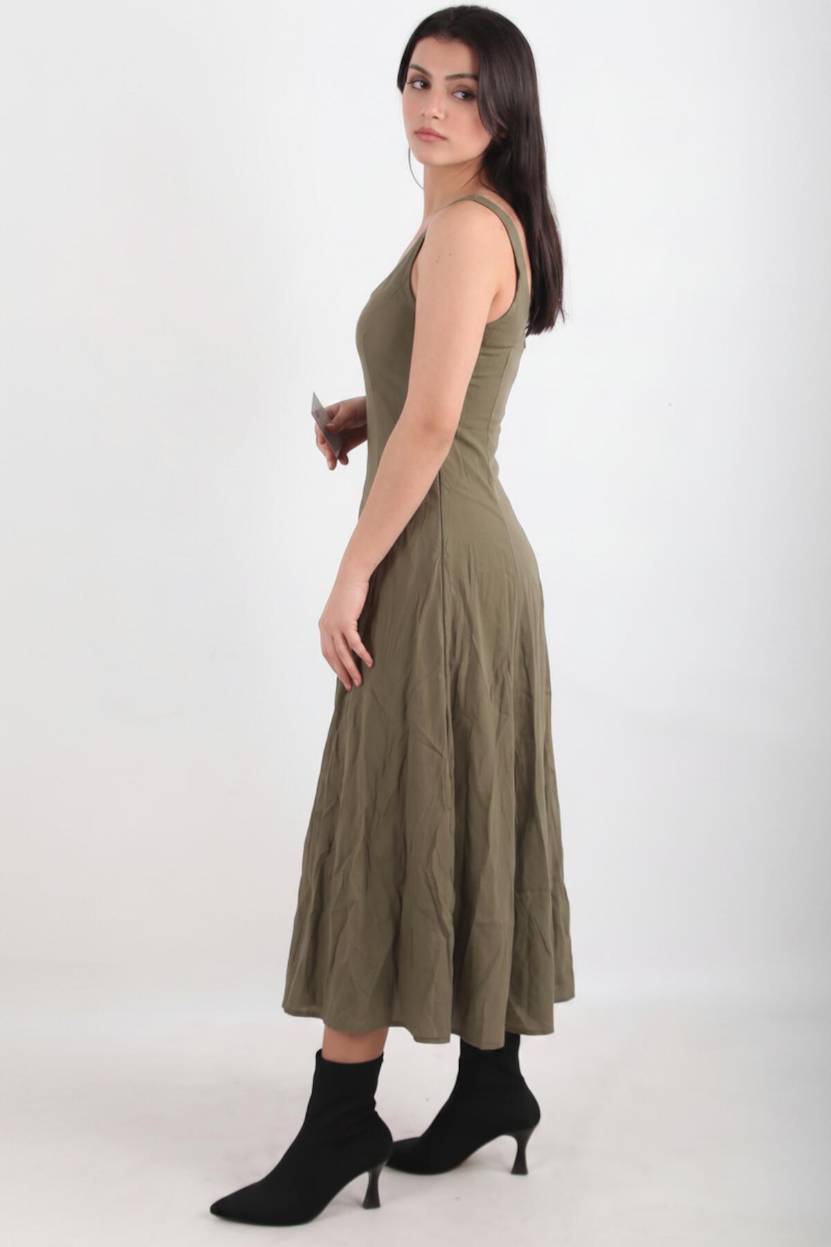 Modal-Kleid mit eckigem Ausschnitt — Khaki