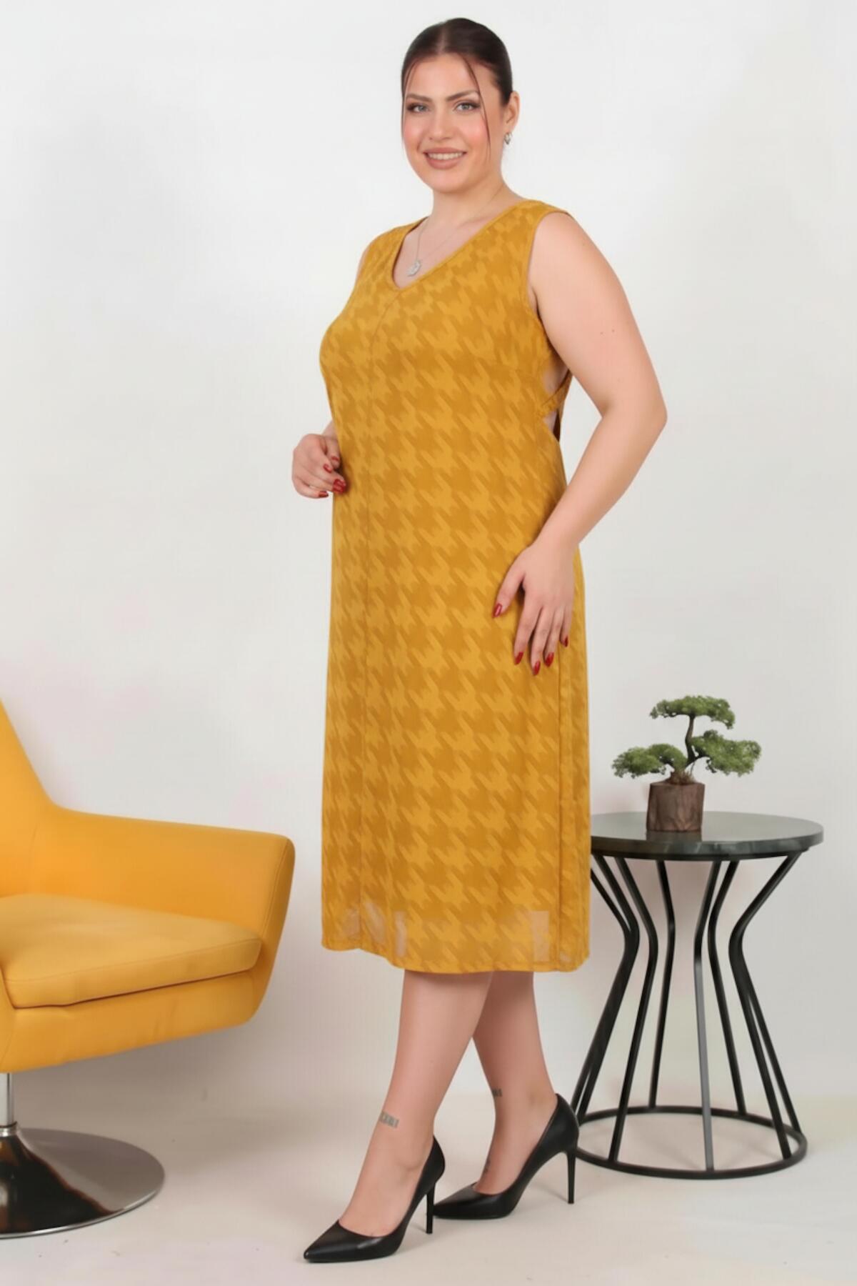 Plus‑Size Viscose Dress With Cross‑Back Detail — Mustard