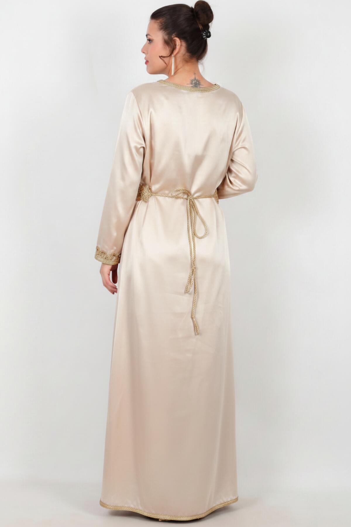 Plus - Size Embroidered Dress — Cream