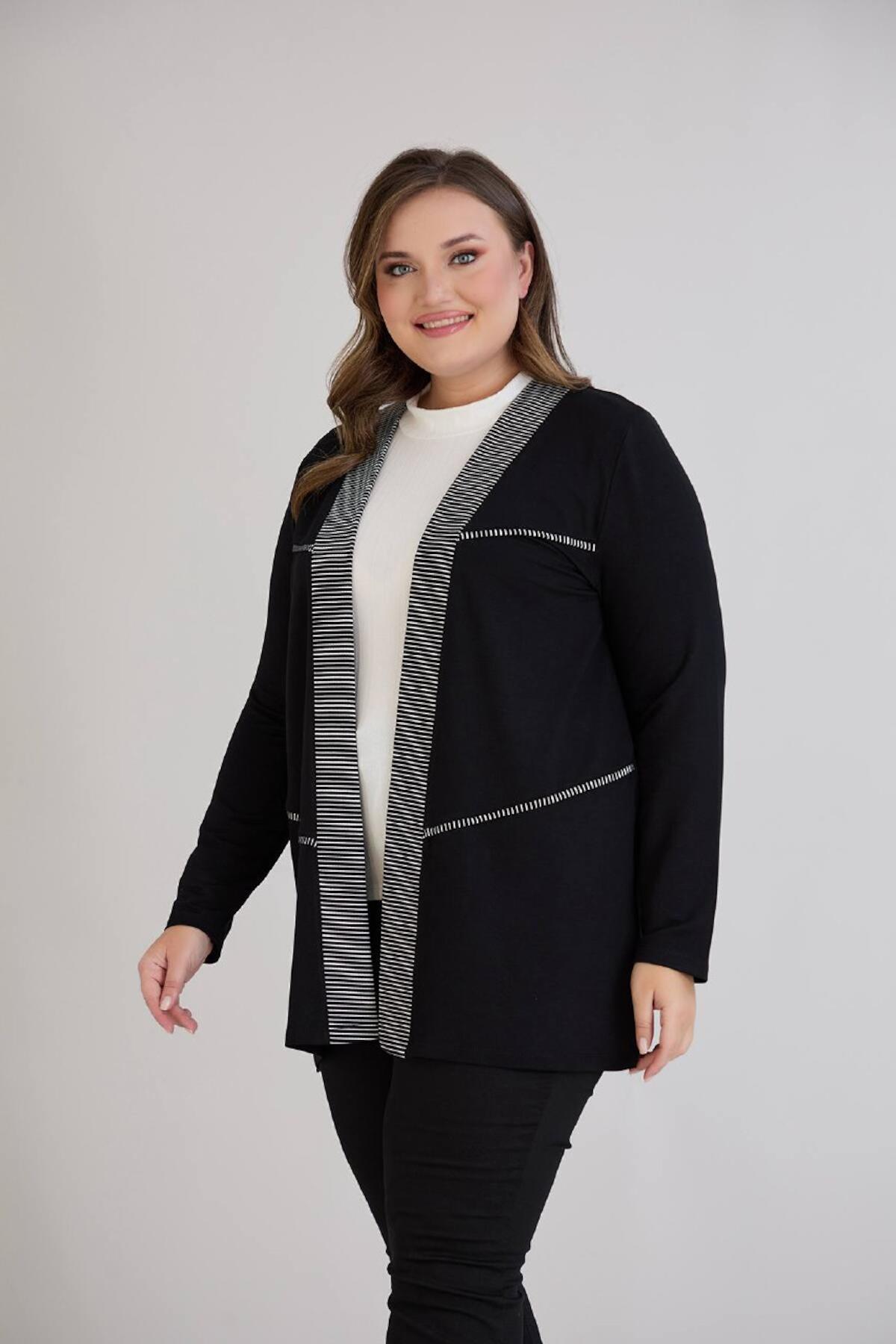 Plus - Size Stripe - Detail Cardigan — Black