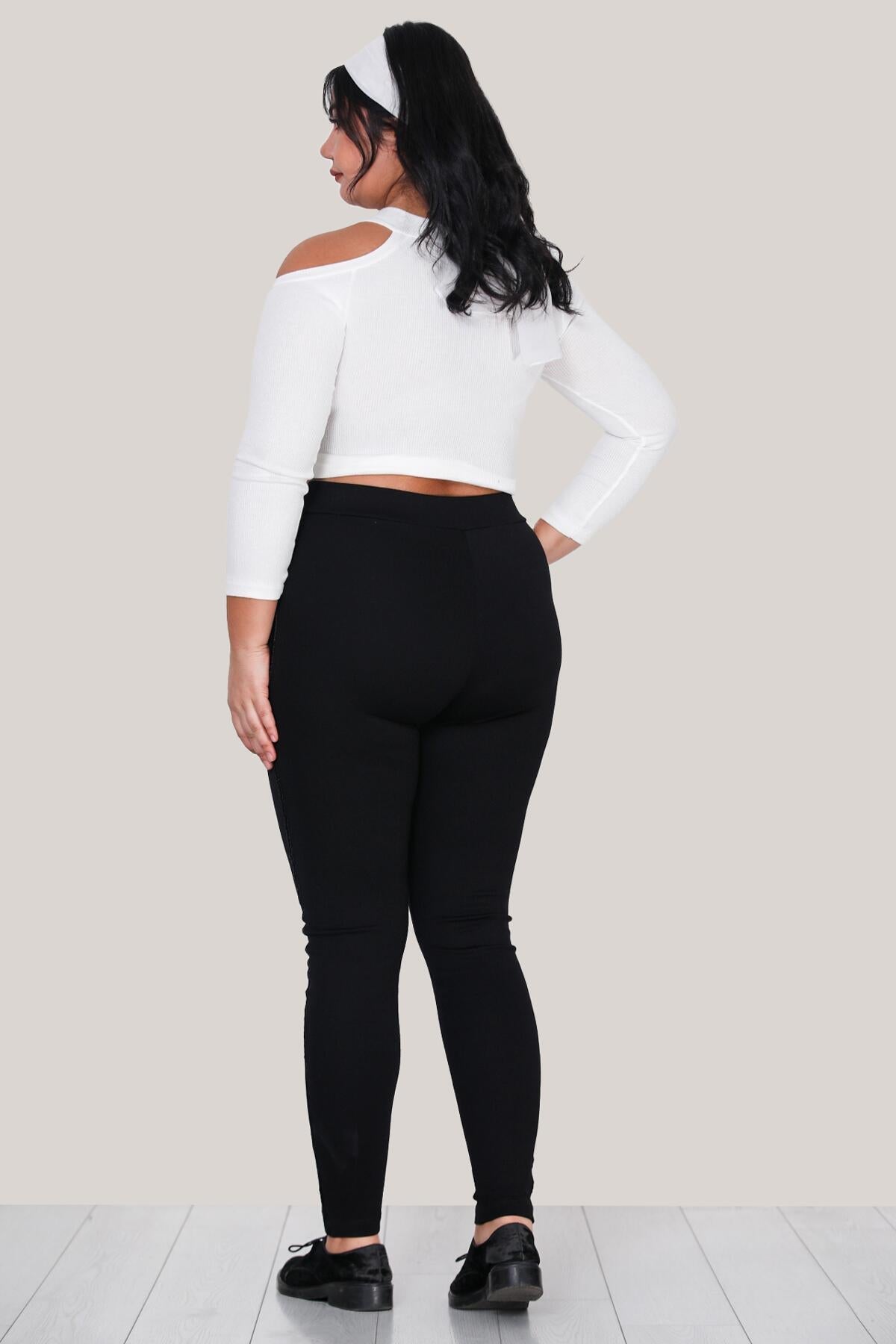 Plus - Size Leggings — Black
