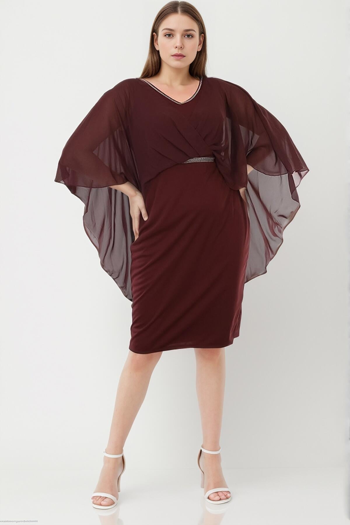 Plus - Size Chiffon Evening Dress — Burgundy
