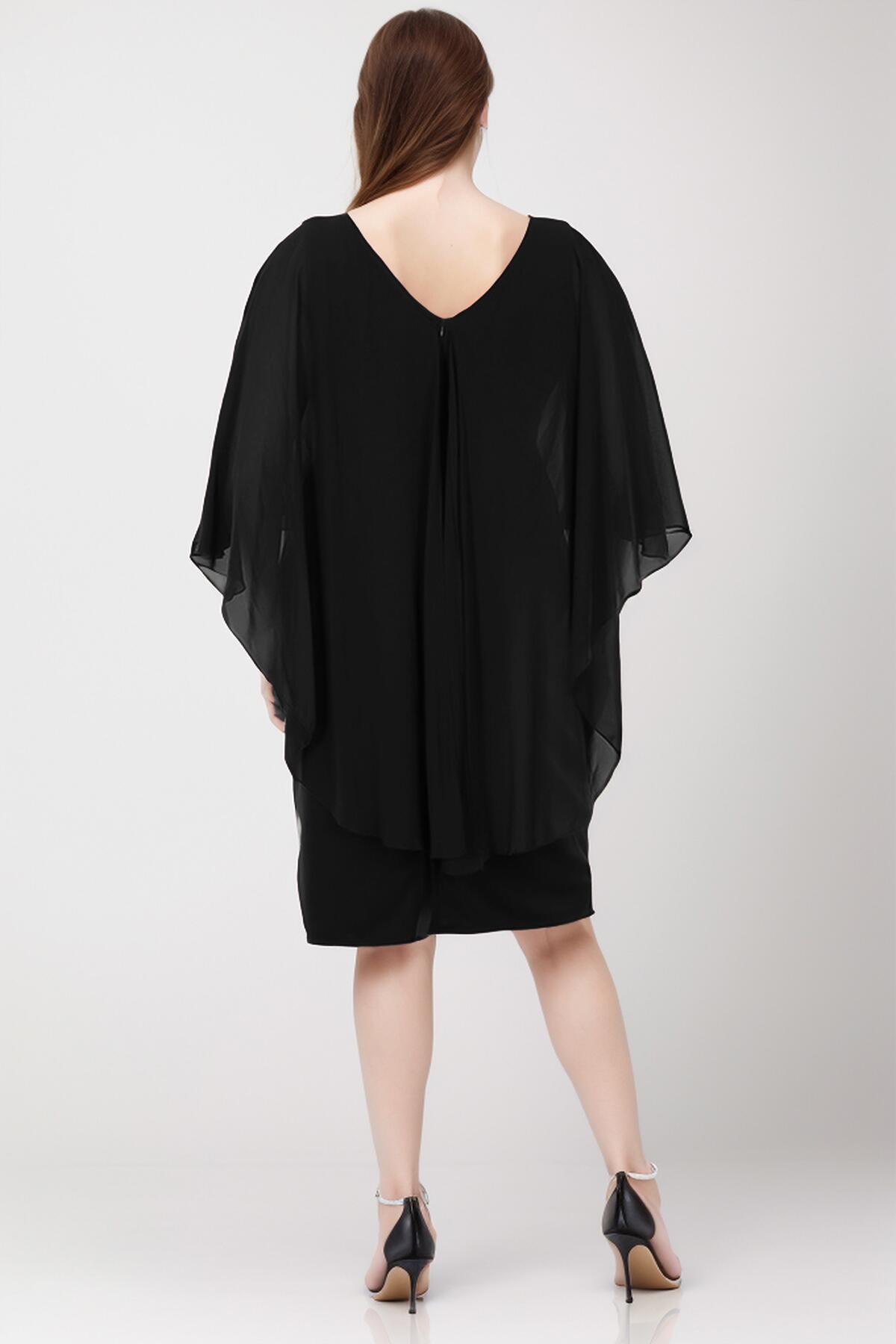 Plus - Size Chiffon Evening Dress — Black