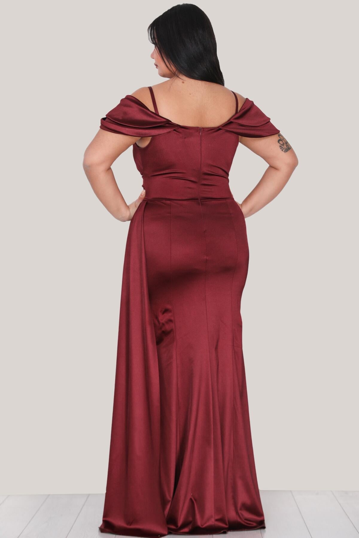 Satin-Spaghettiträgerkleid in Großen Größen – Burgund