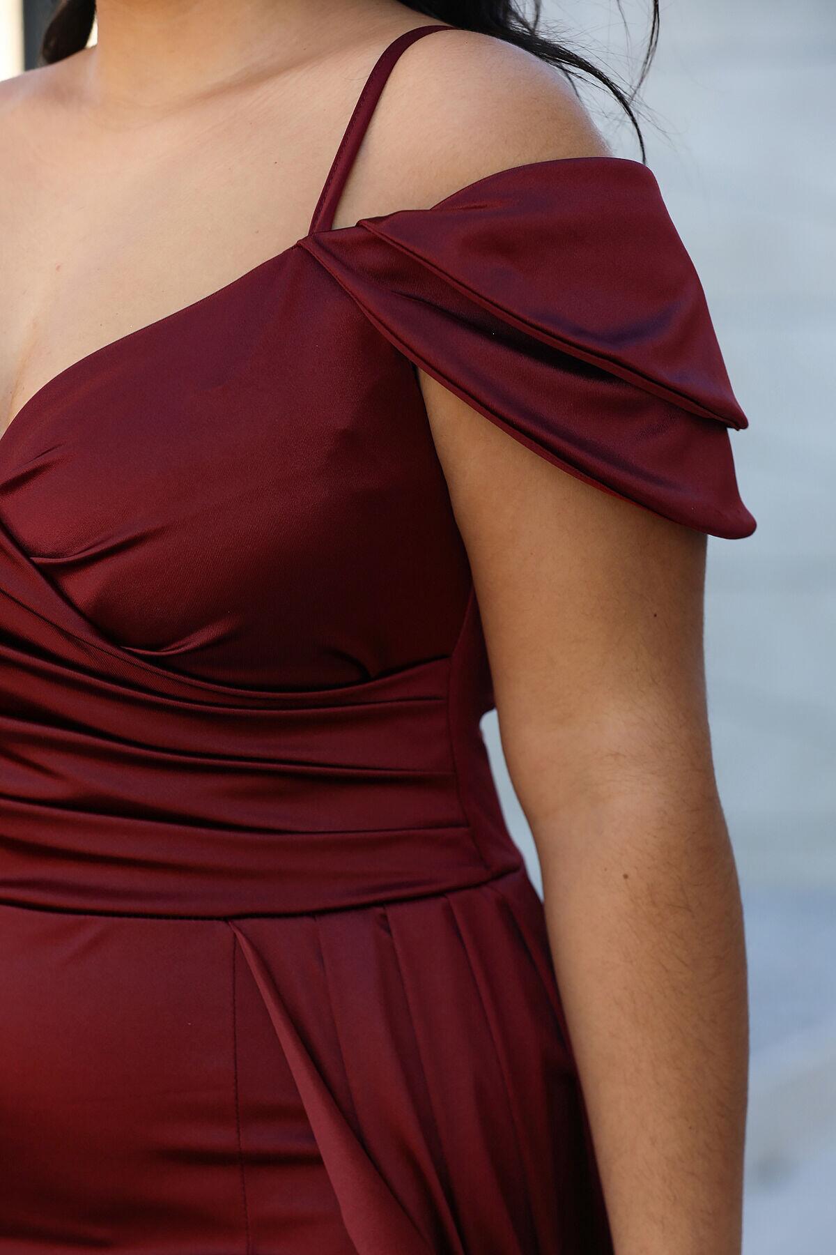 Satin-Spaghettiträgerkleid in Großen Größen – Burgund