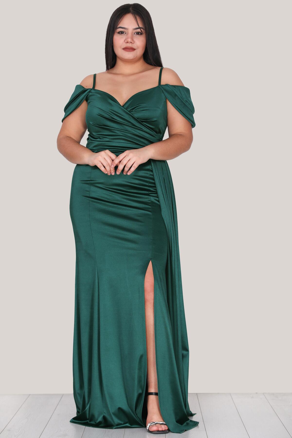 Emerald Satin Evening Dress — Plus Size