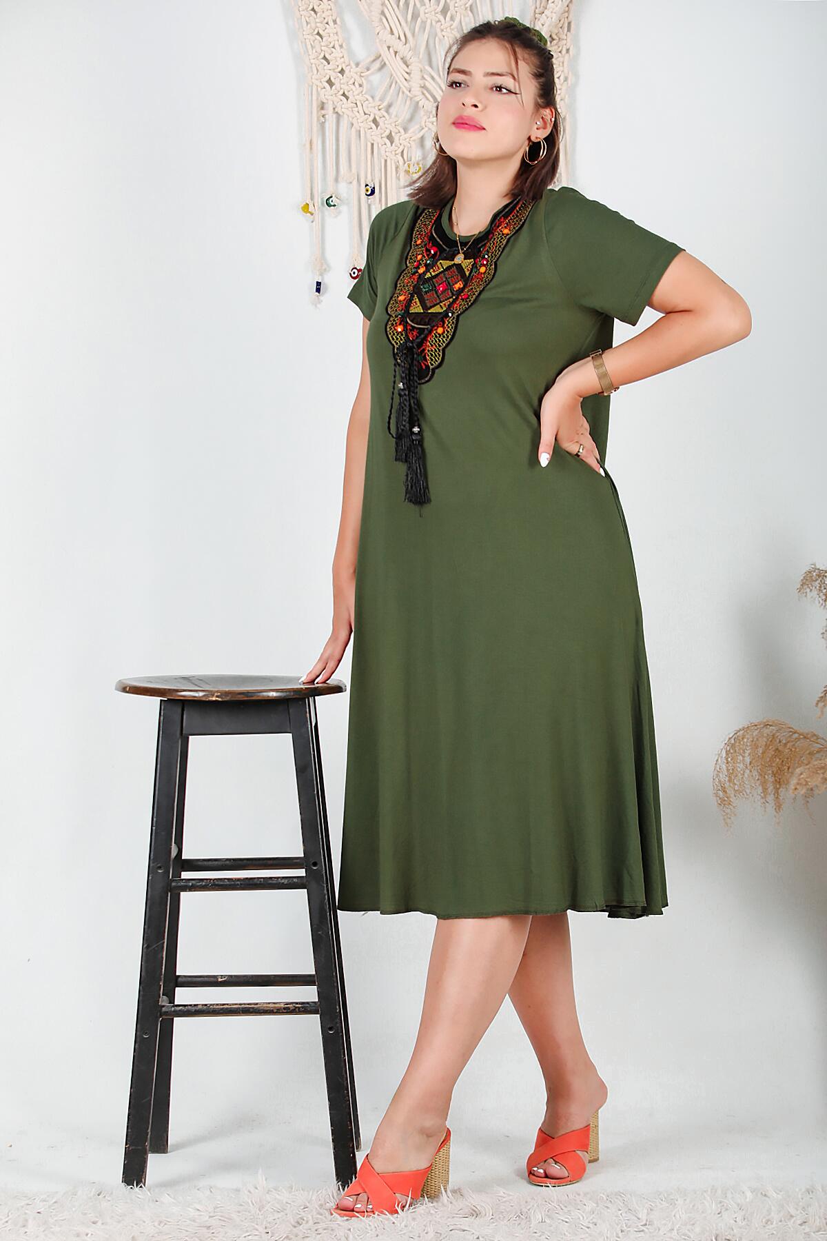Plus - Size Authentic - Collar Dress — Khaki