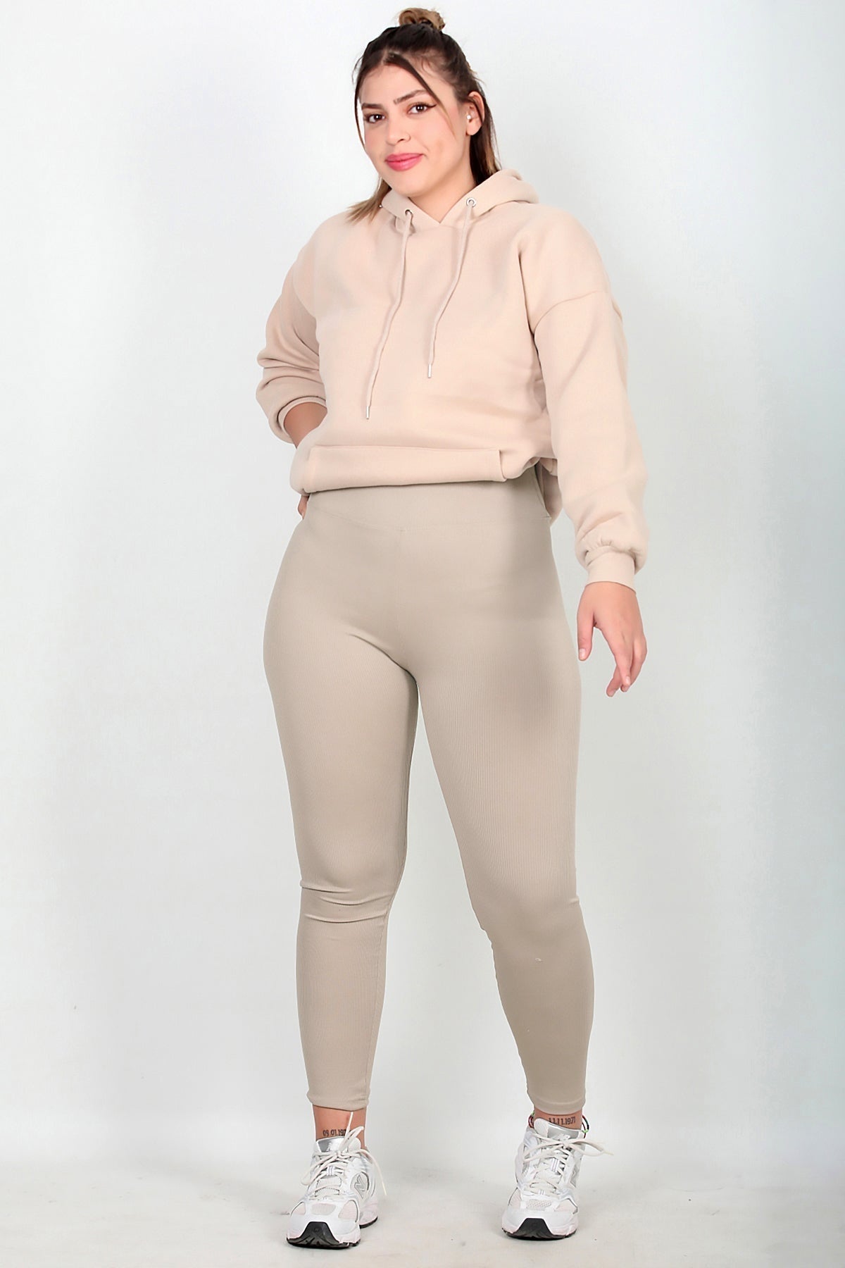 Plus - Size Ribbed Leggings — Stone