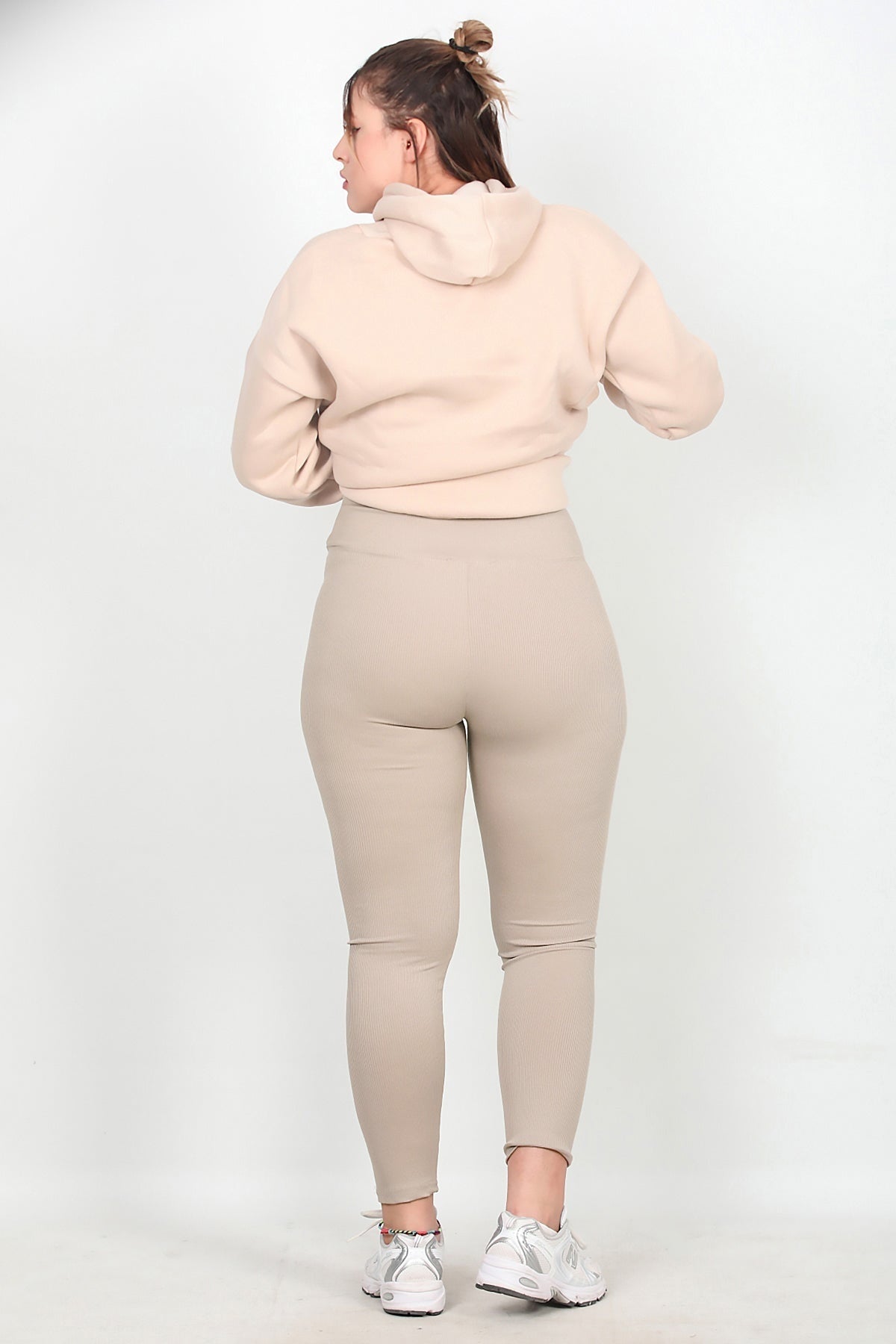 Gerippte Leggings in Großen Größen — Stone
