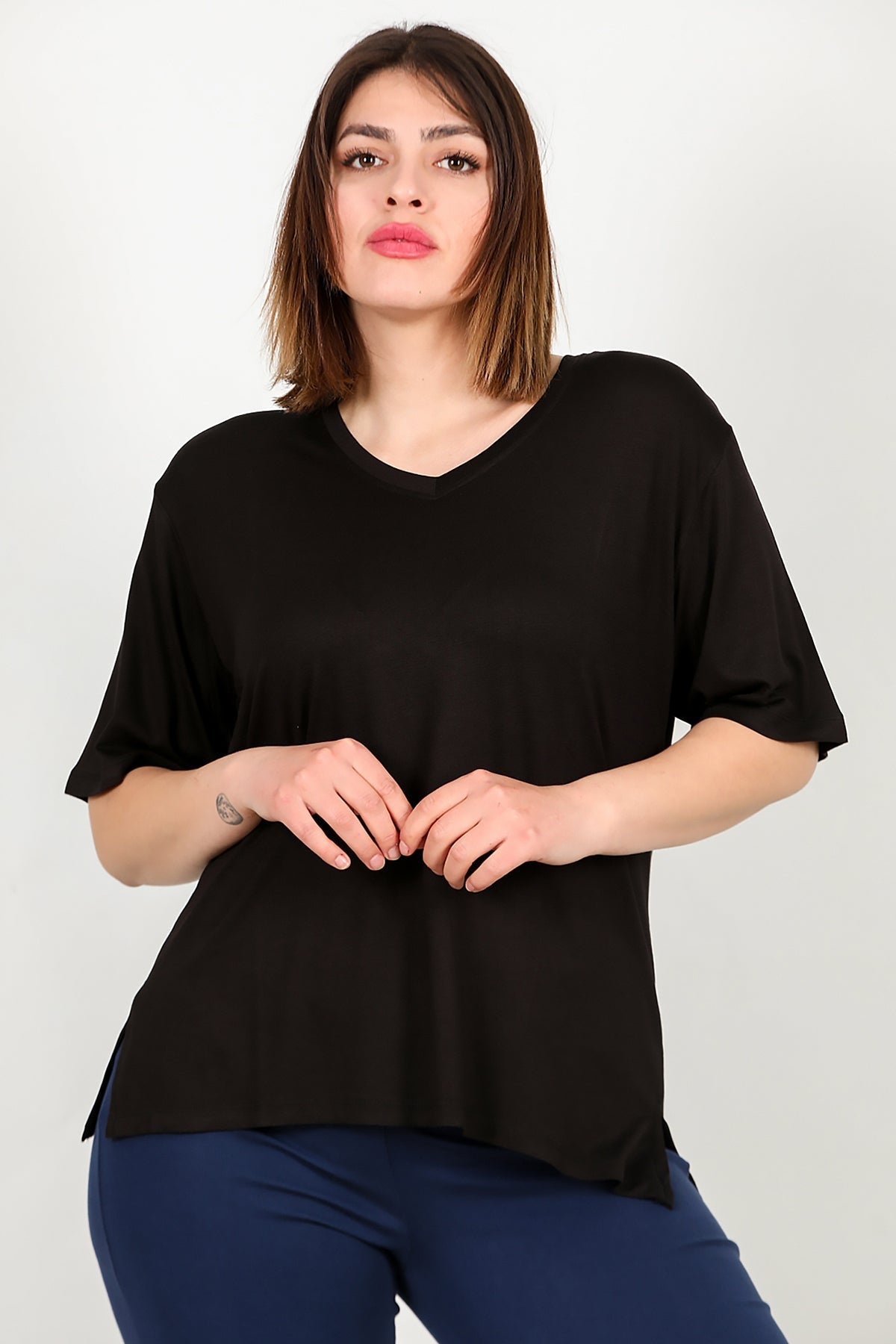 Plus - Size Short - Sleeve Blouse - Black