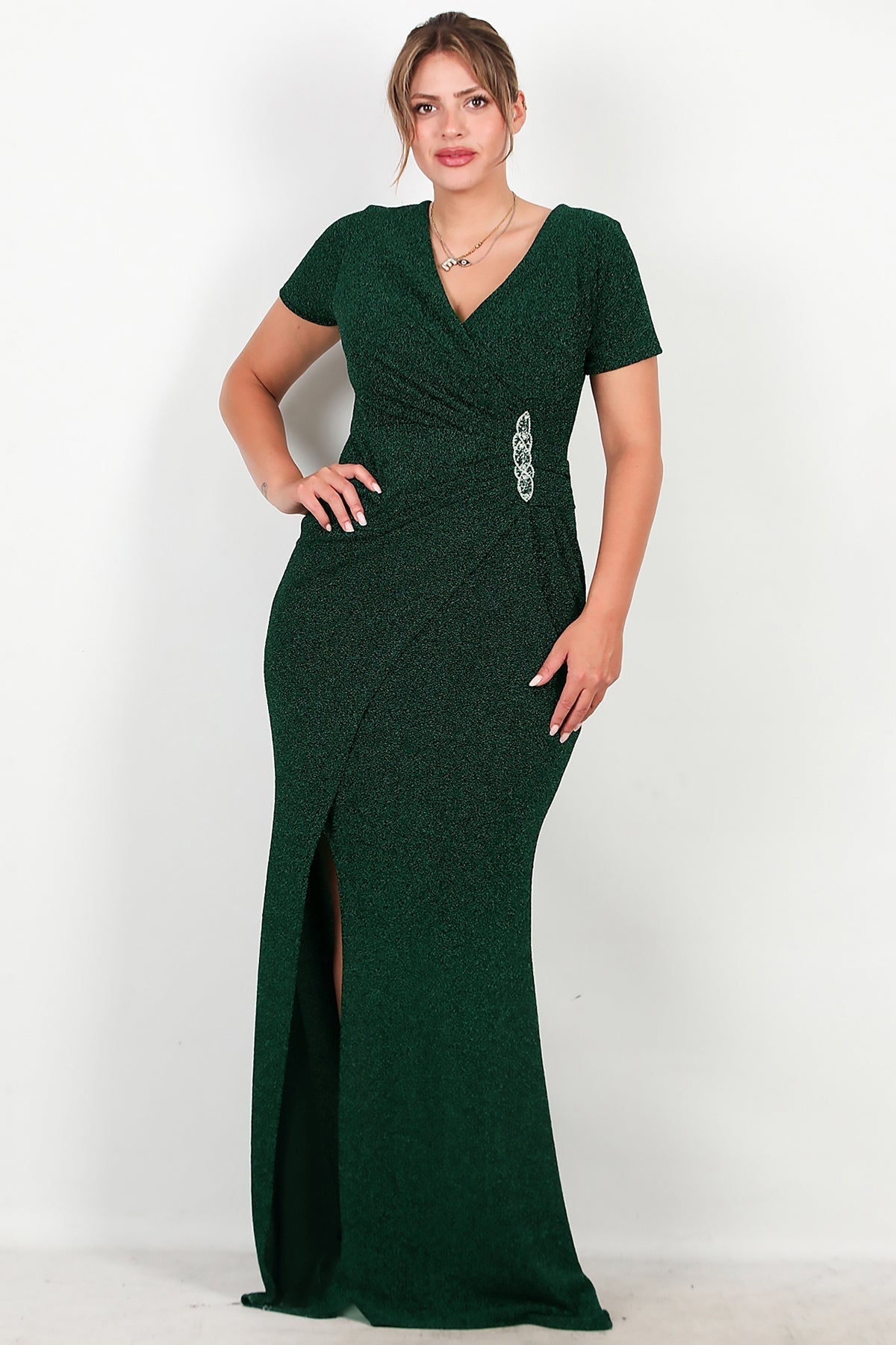 Glitzerndes Abendkleid in großen Größen mit Perlenstickerei an der Taille — Smaragdgrün