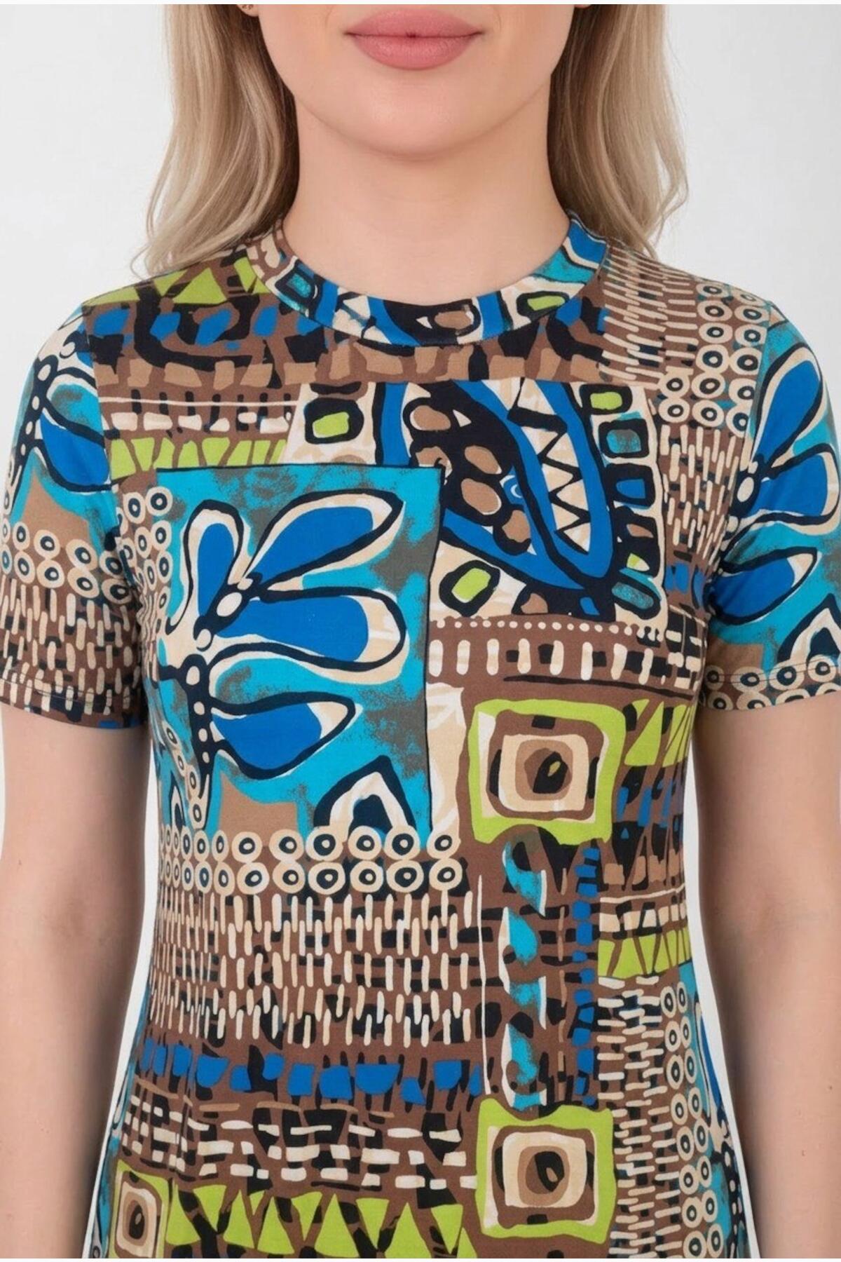 Große Größen Gemustertes Kleid — Mehrfarbig
