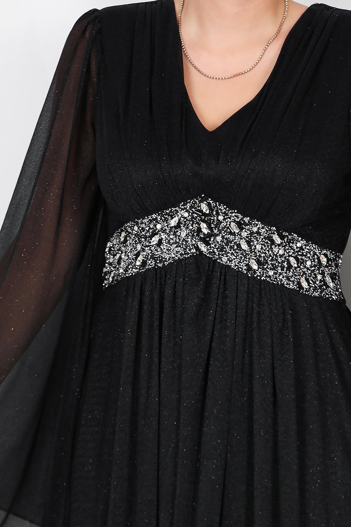 Plus - Size Long Glitter Evening Dress With Waist Embellishment — Black