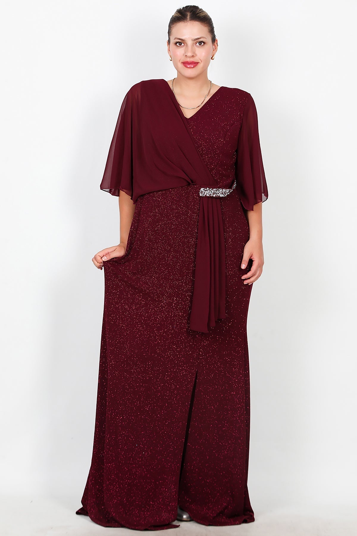 Großes langes Abendkleid mit Chiffon-Oberteil und Taillen-Stein-Detail – Burgund