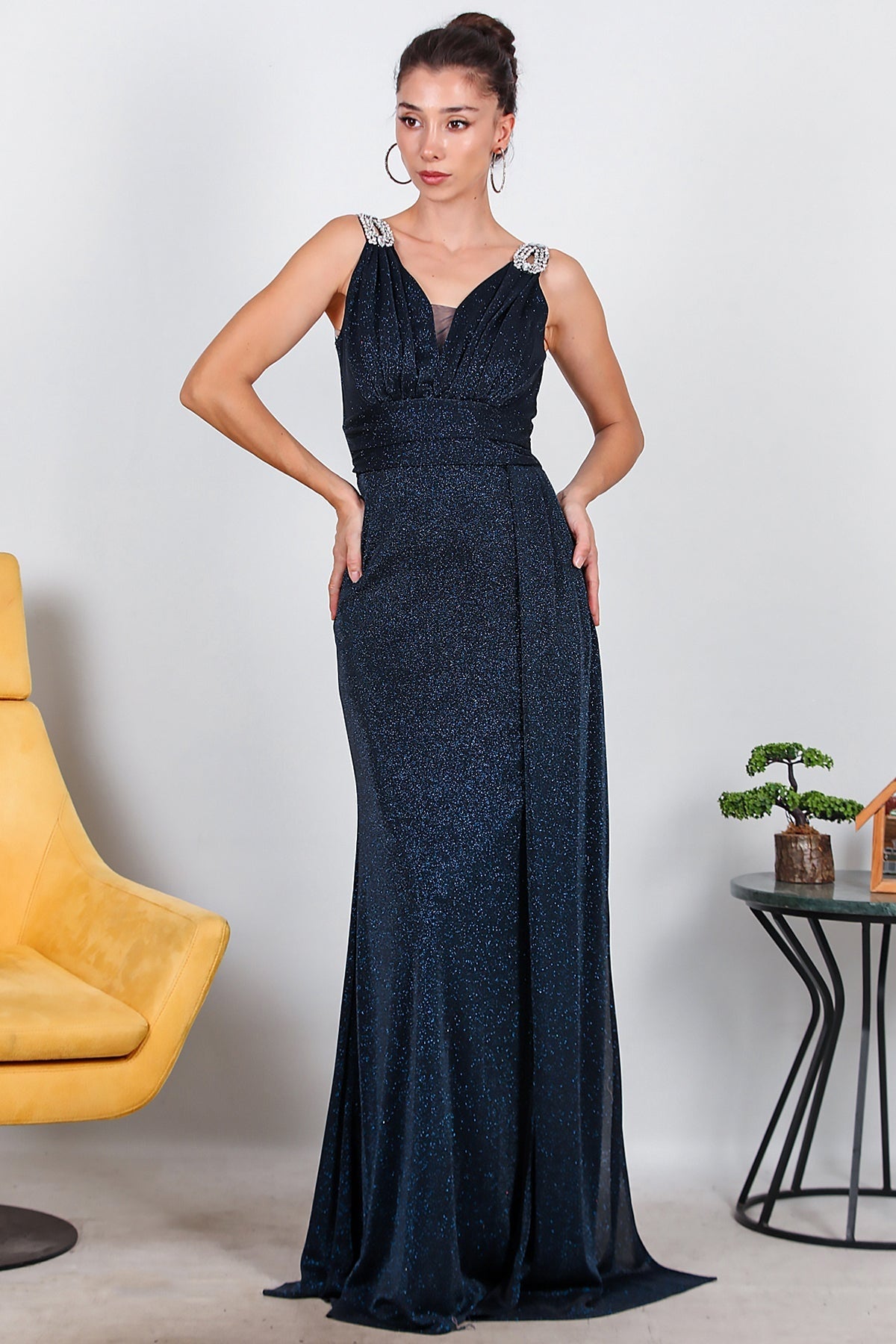 Funkelndes Maxi-Abendkleid mit Schulterdetails – Marineblau