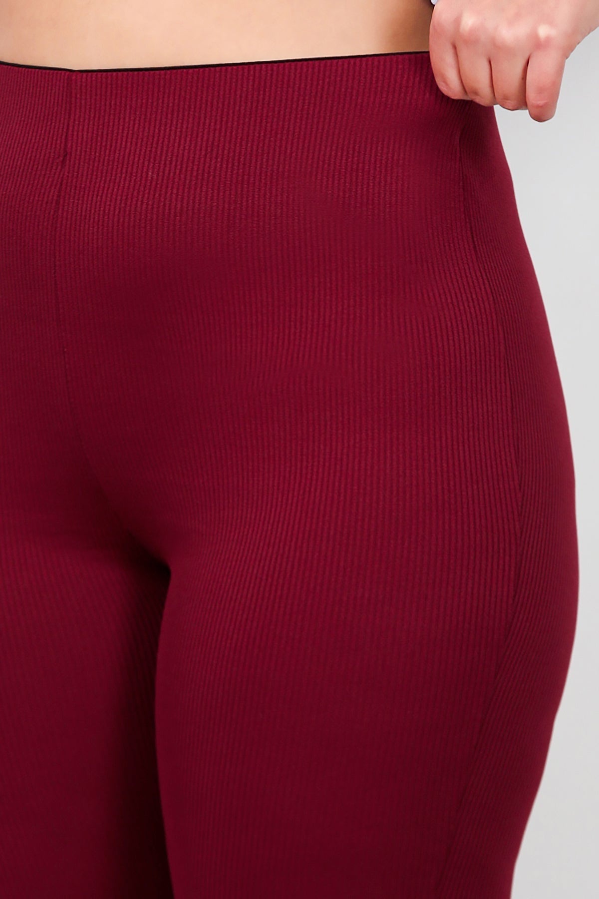 Grote Maten Geribbelde Flare Legging — Bourgondië