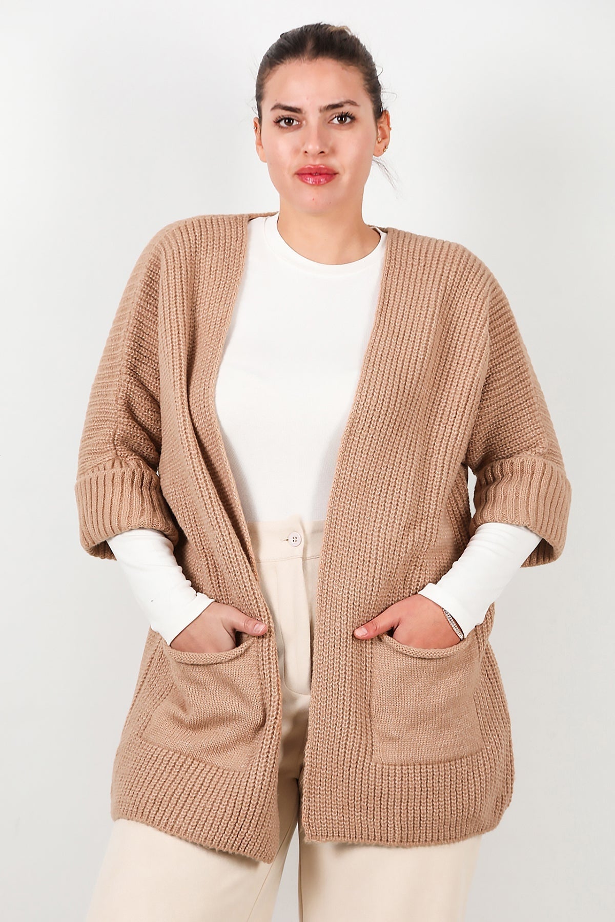 Plus - Size Pocket Cardigan — Beige