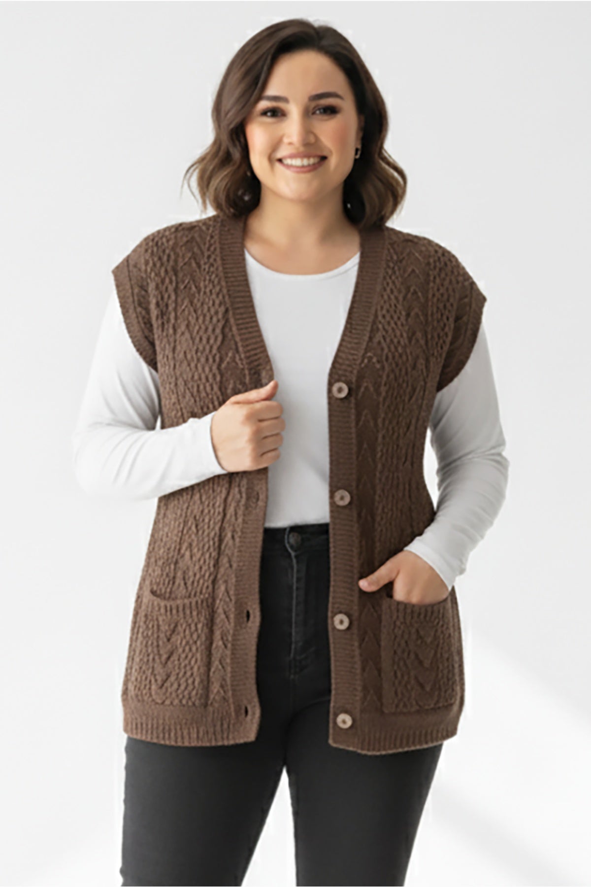 Plus - Size Knit Vest — Brown