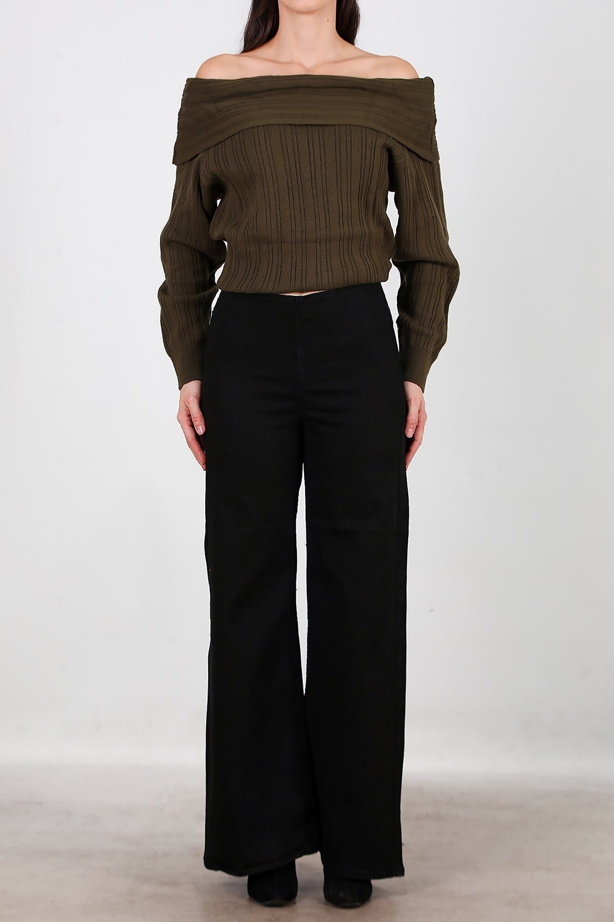 Weite Jeans Mit Elastischem Bund — Schwarz