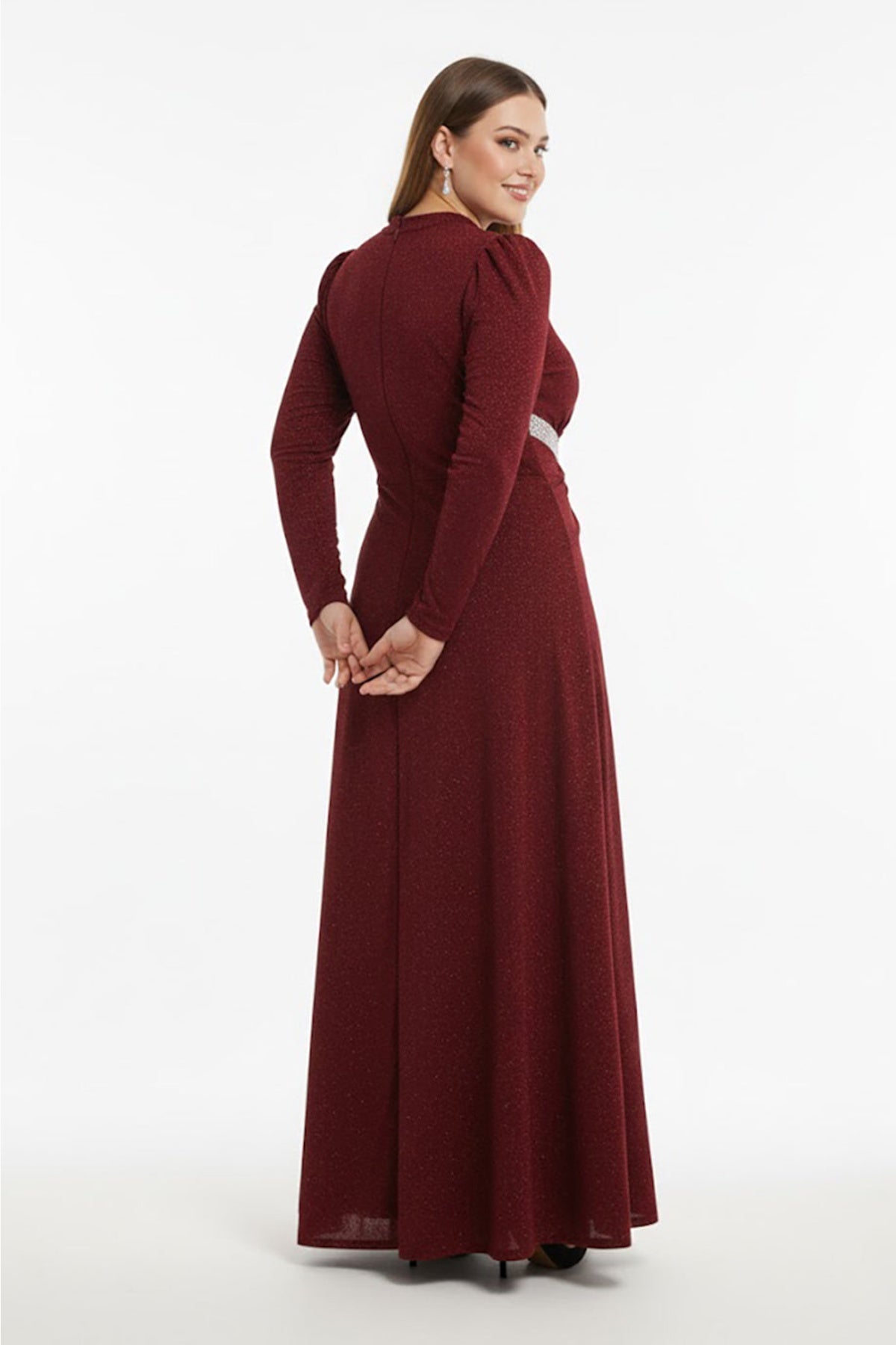 Große Größen: Langärmliges Abendkleid mit steinchenbesetzter Taille – Burgund