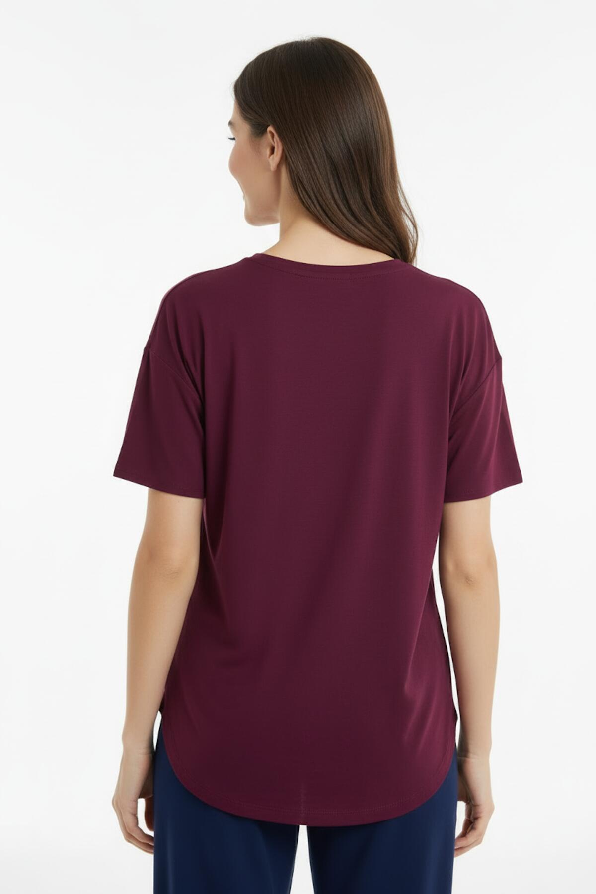 Damen T-Shirt mit ovalem Saum und Verzierungen – Burgunderrot